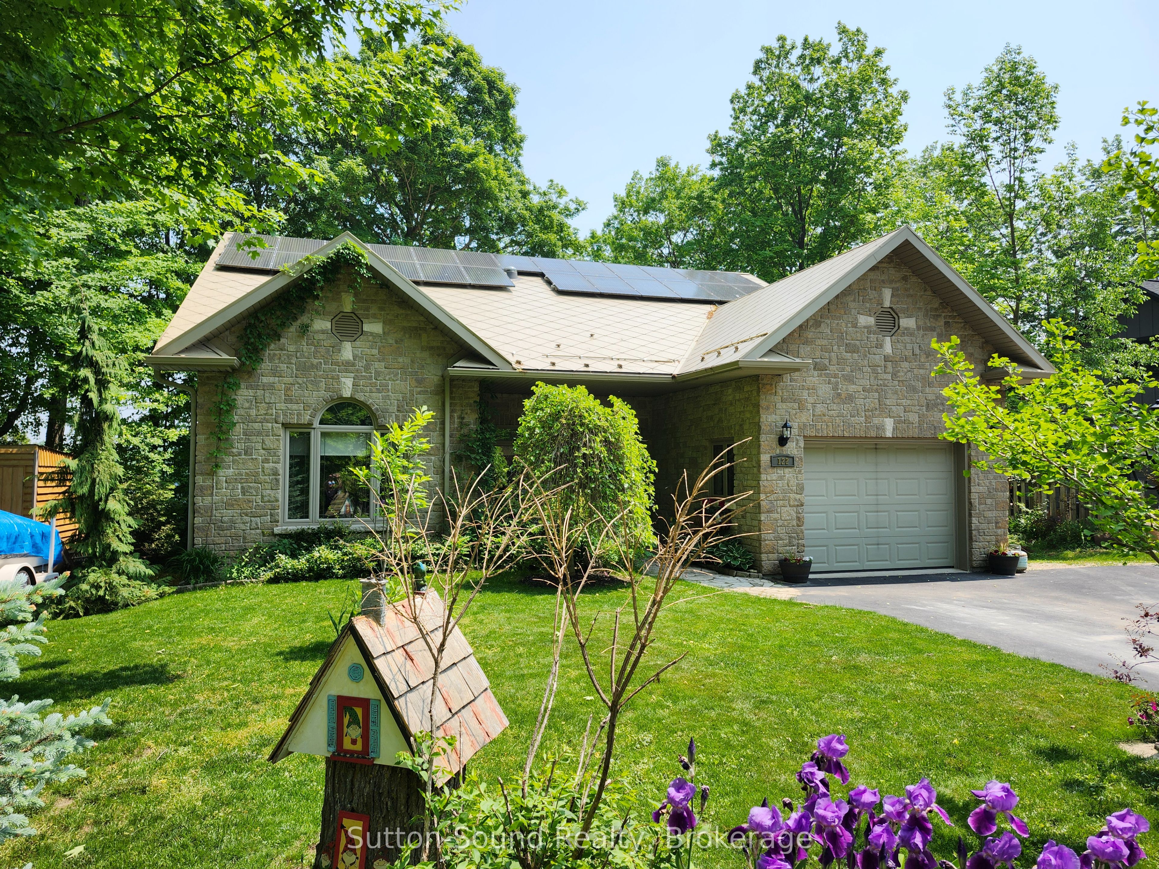 122 Mccullough Lake Drive Property Photo 2