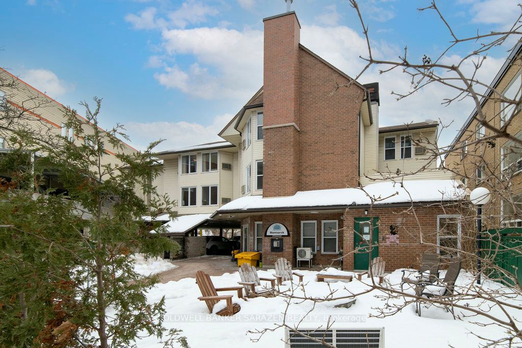 25 Rosemount Avenue Property Photo 2
