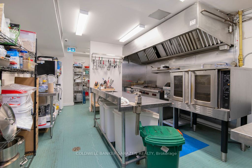 25 Rosemount Avenue Property Photo 7