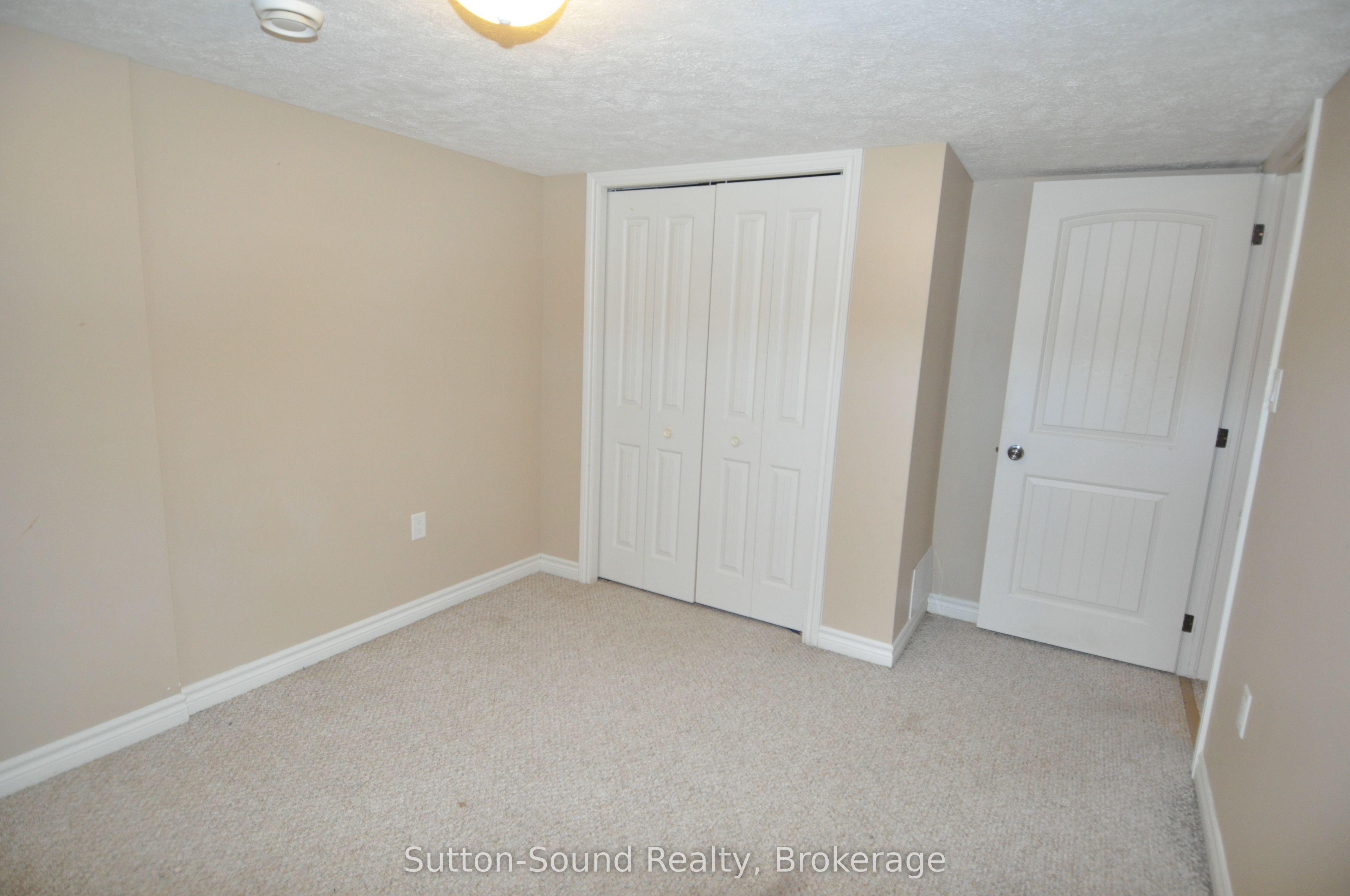1326 15th St B Street E Property Photo 16