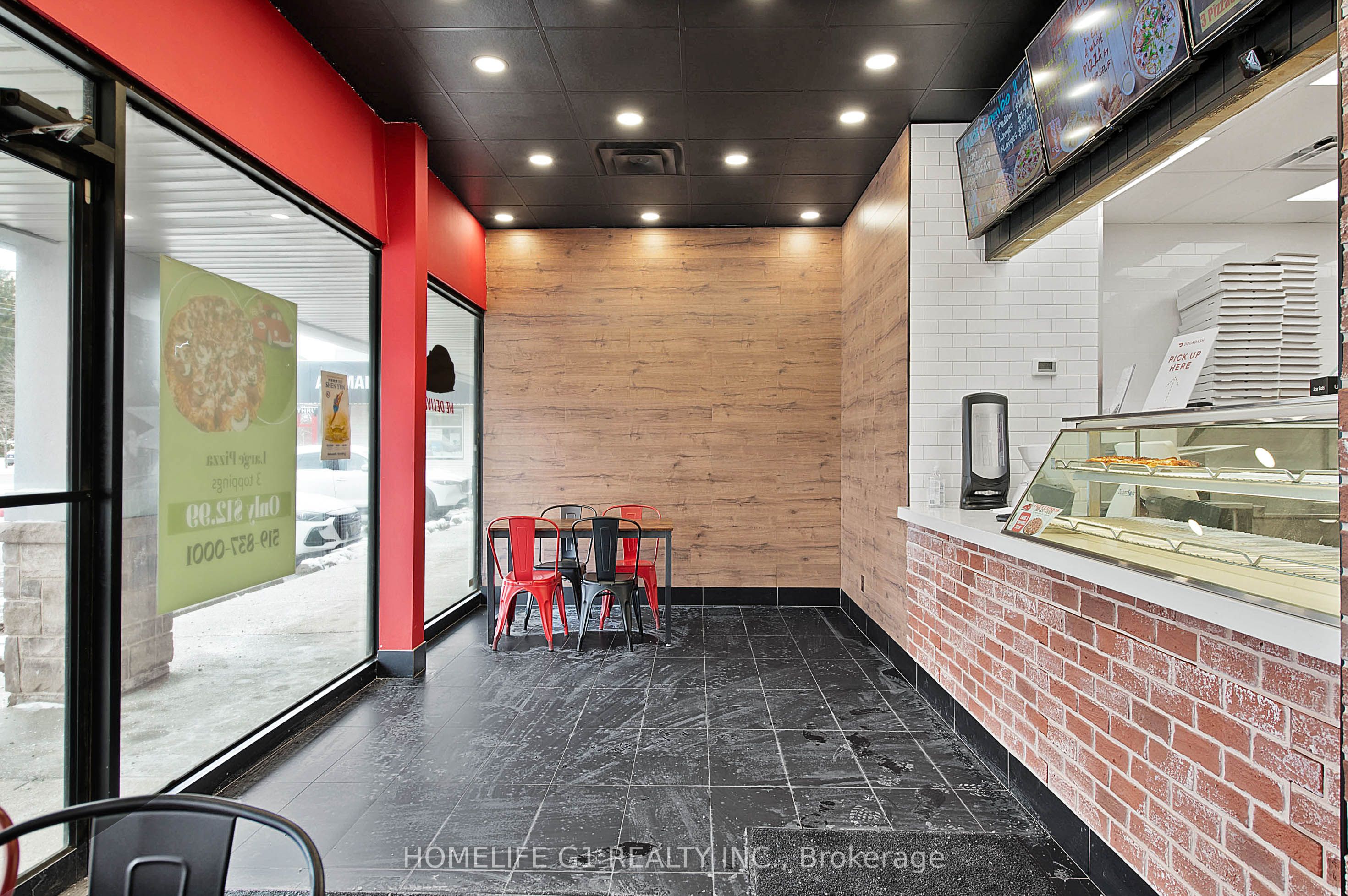 672 Woolwich Street Property Photo 8