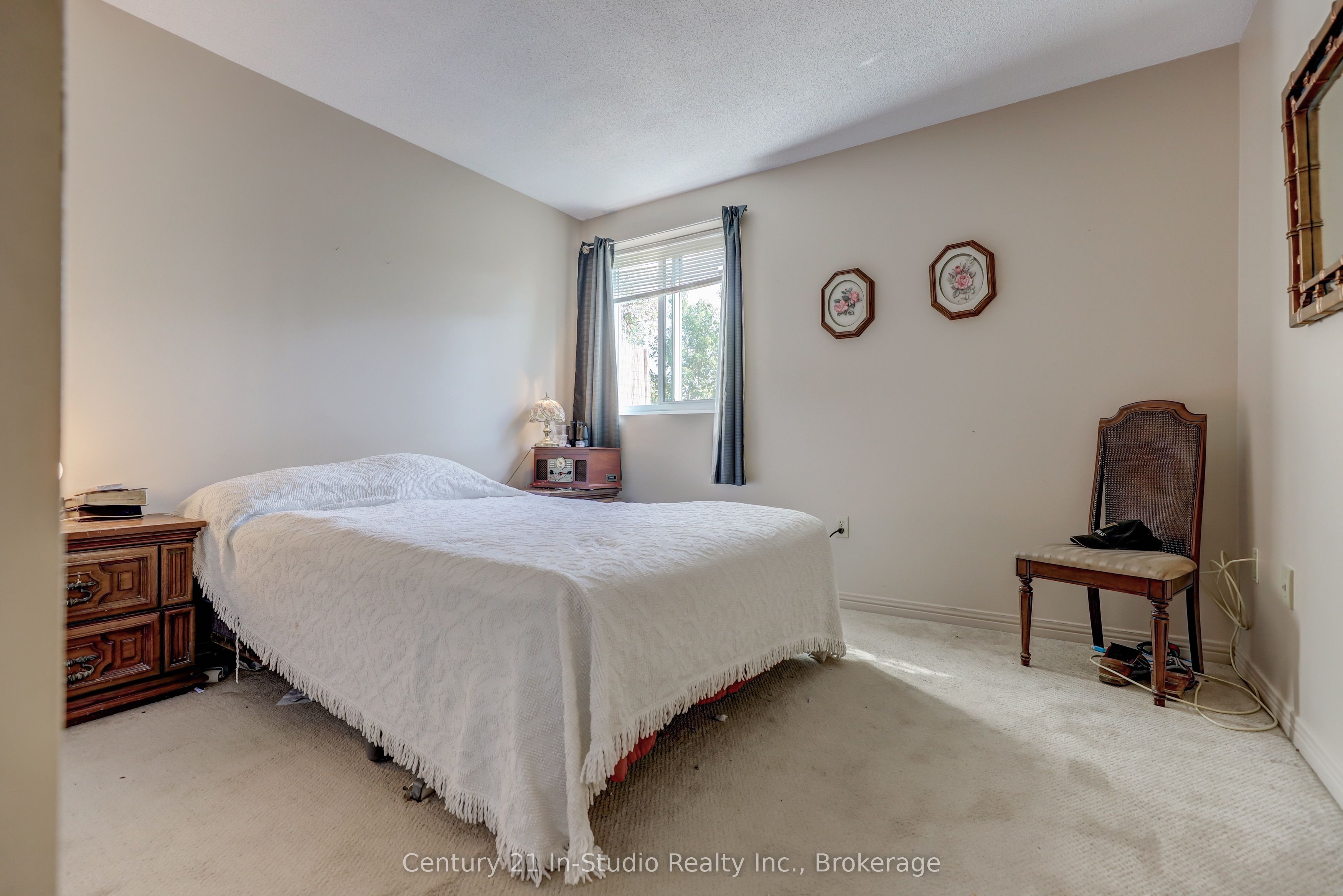 850 6th Street E 202 Property Photo 20