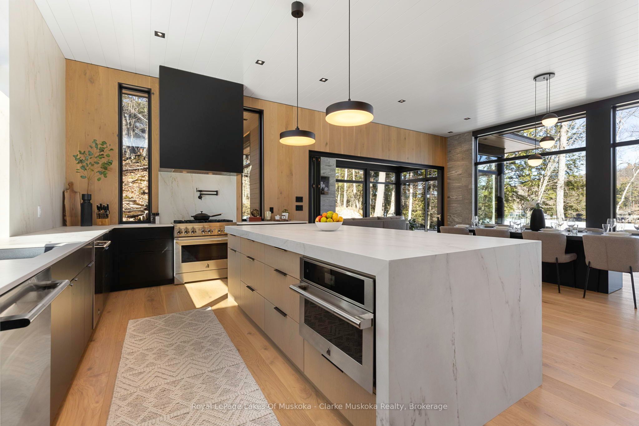 #3 - 3864 Muskoka Rd 118w Property Photo 14