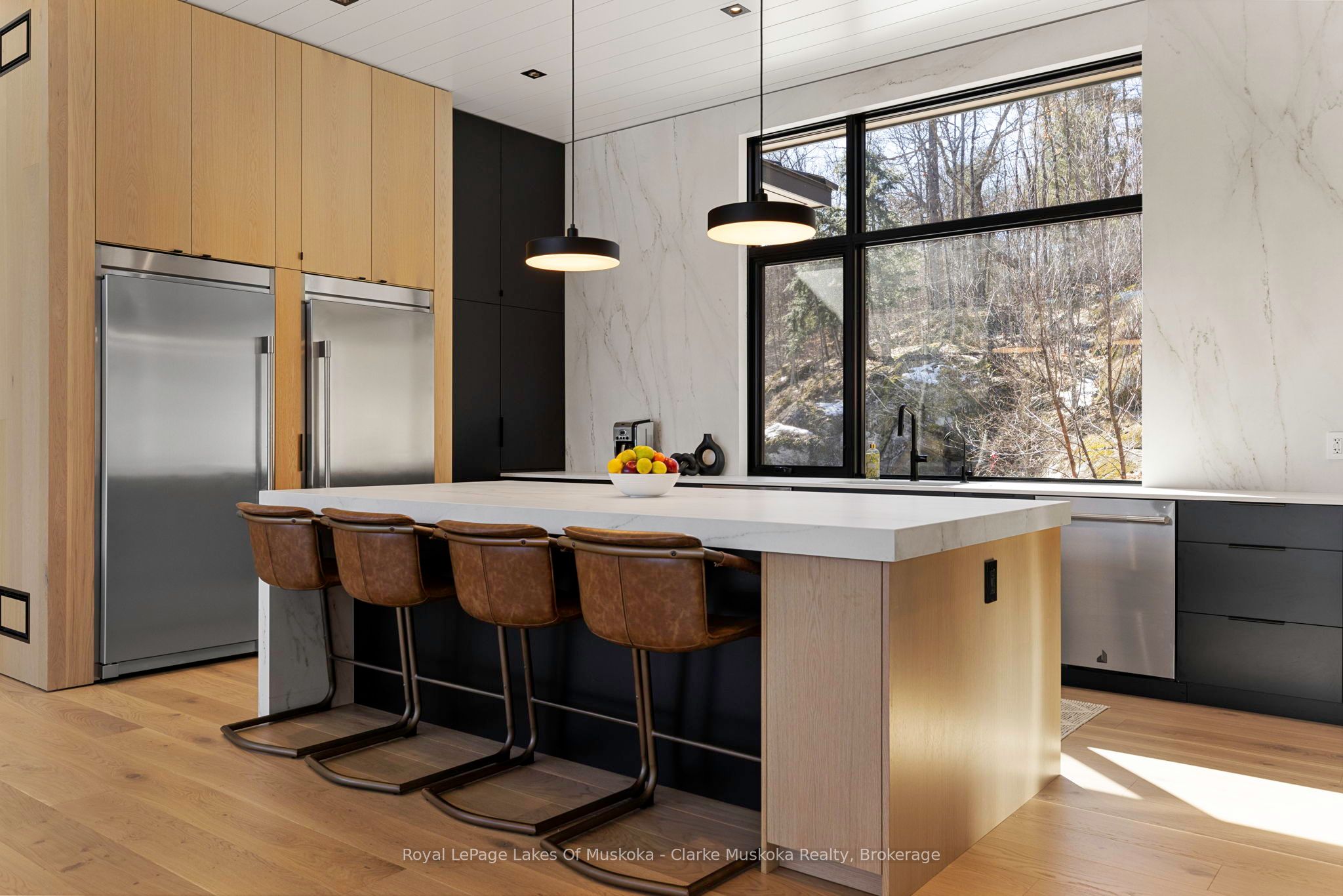 #3 - 3864 Muskoka Rd 118w Property Photo 16
