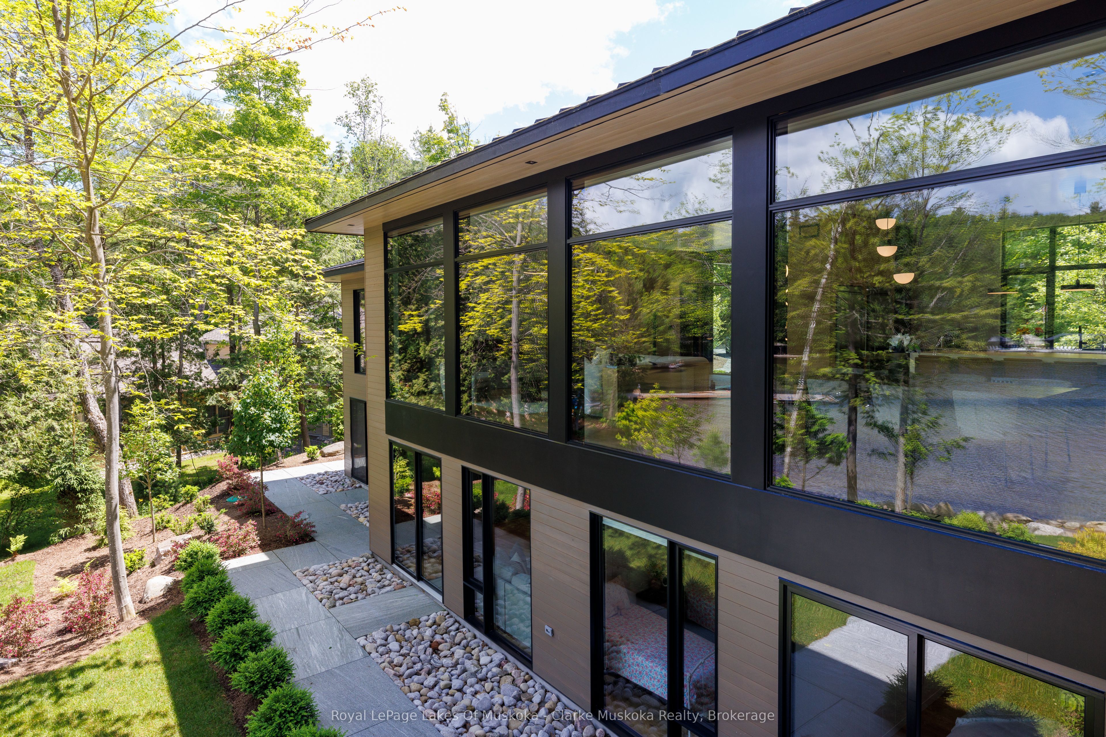 #3 - 3864 Muskoka Rd 118w Property Photo 37