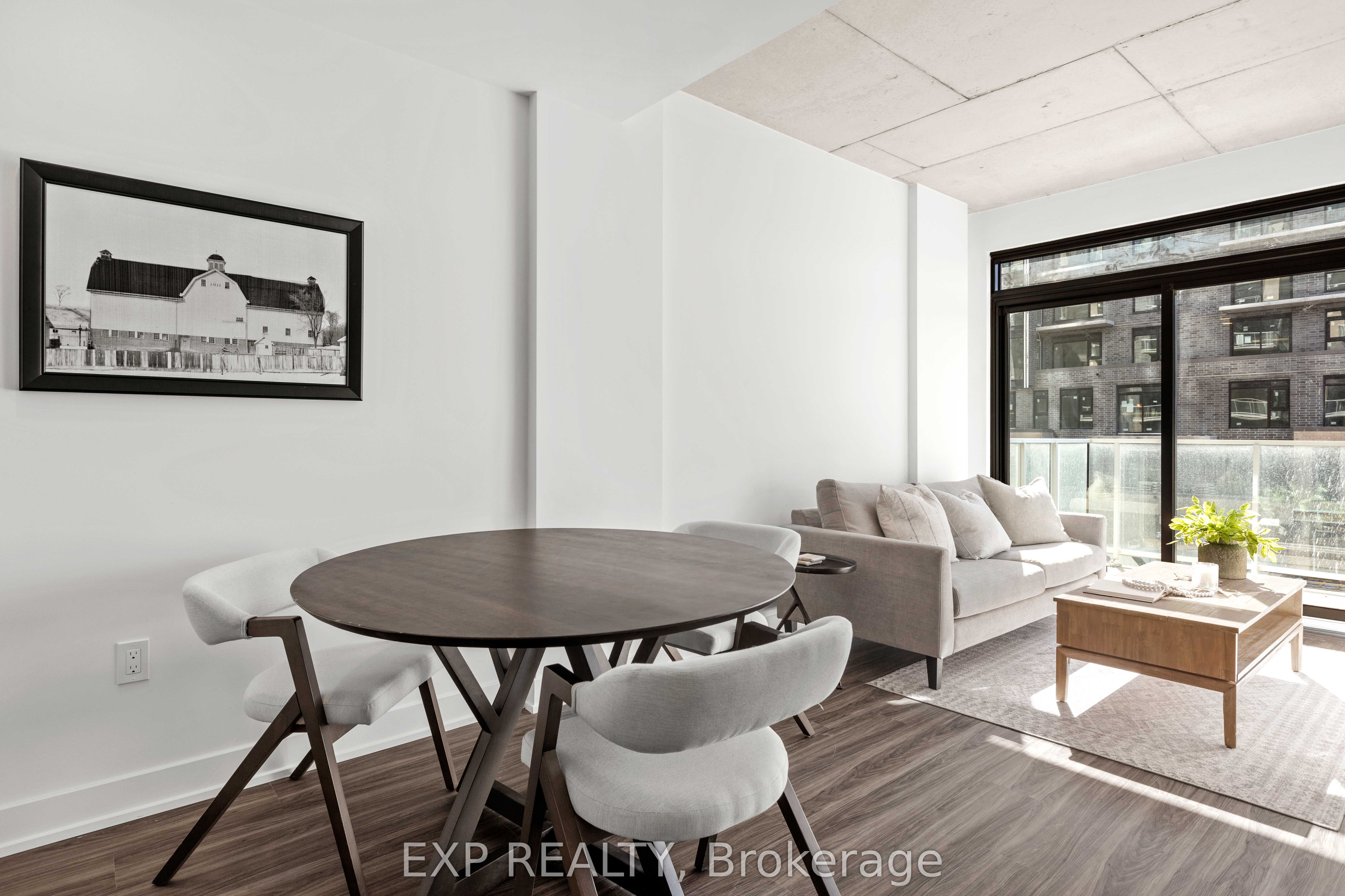 #310 - 1366 Carling Avenue Property Photo 5
