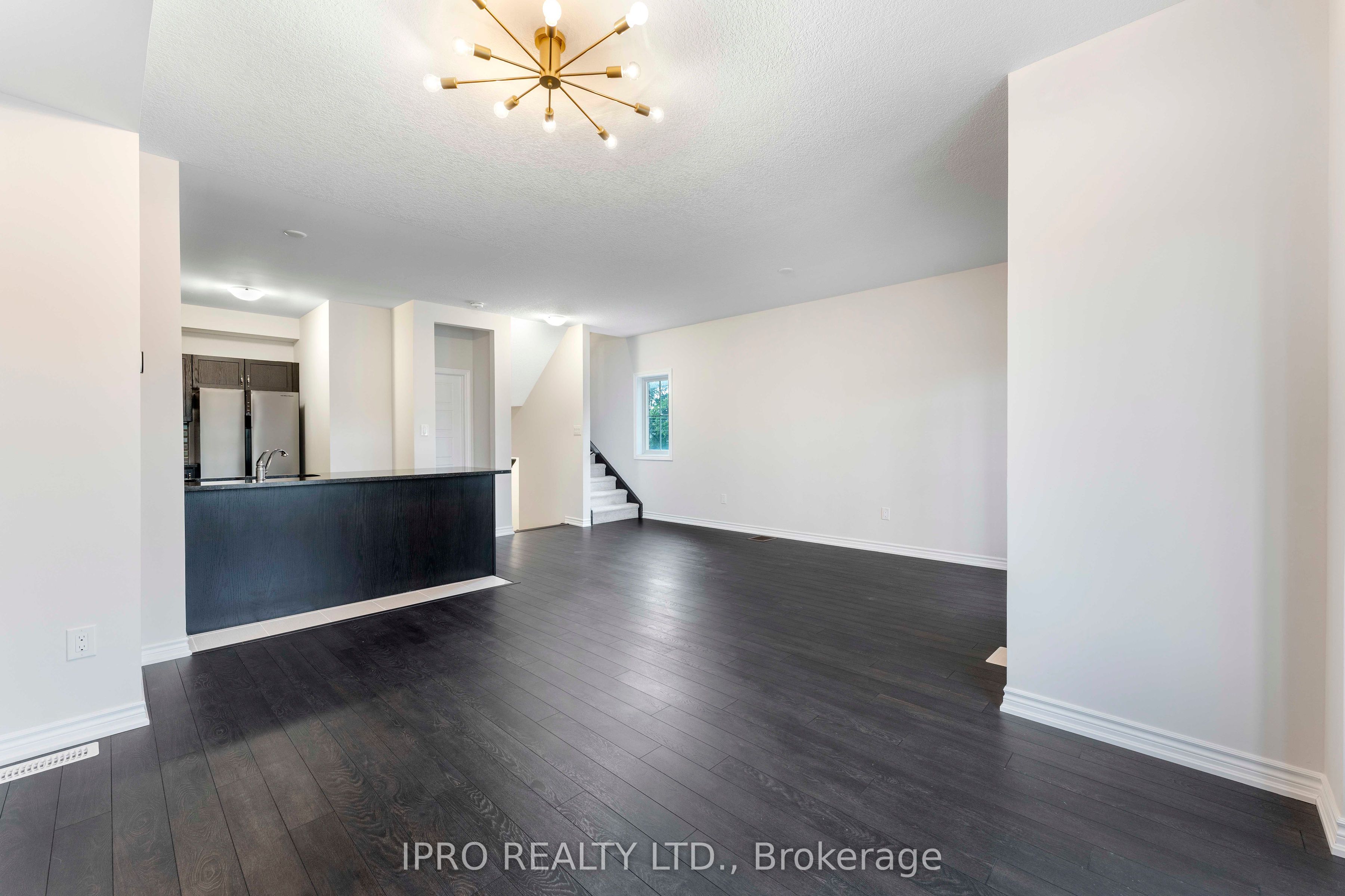 677 Park Road N 133 Property Photo 19