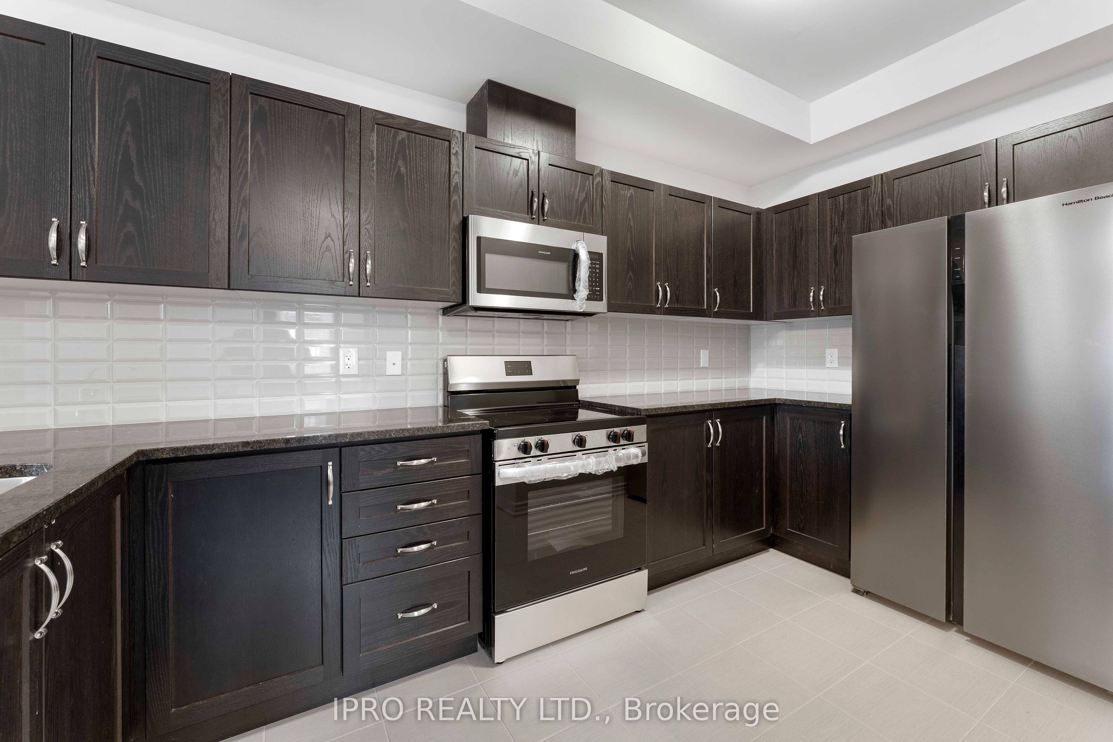 677 Park Road N 133 Property Photo 23