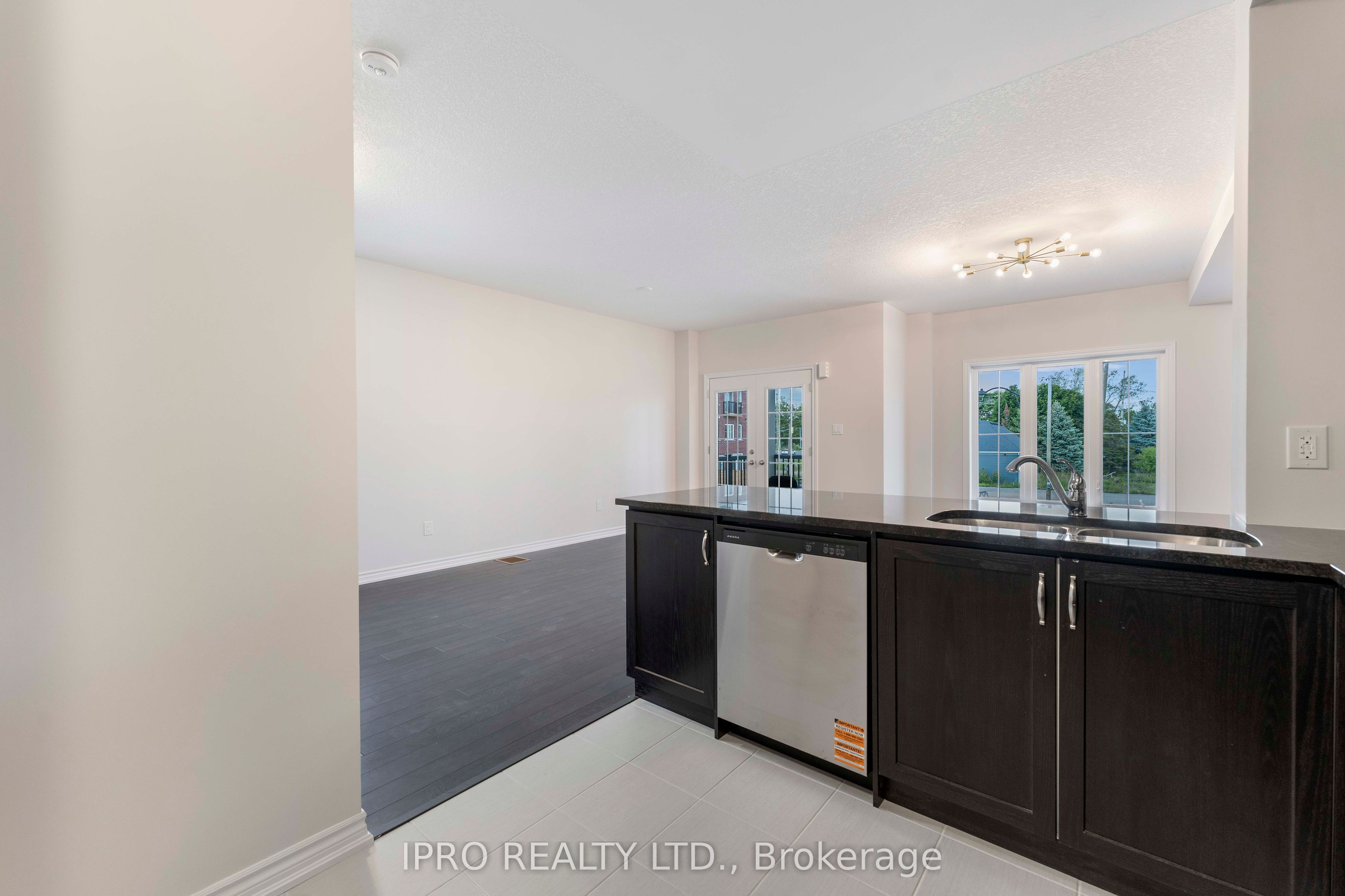 677 Park Road N 133 Property Photo 24