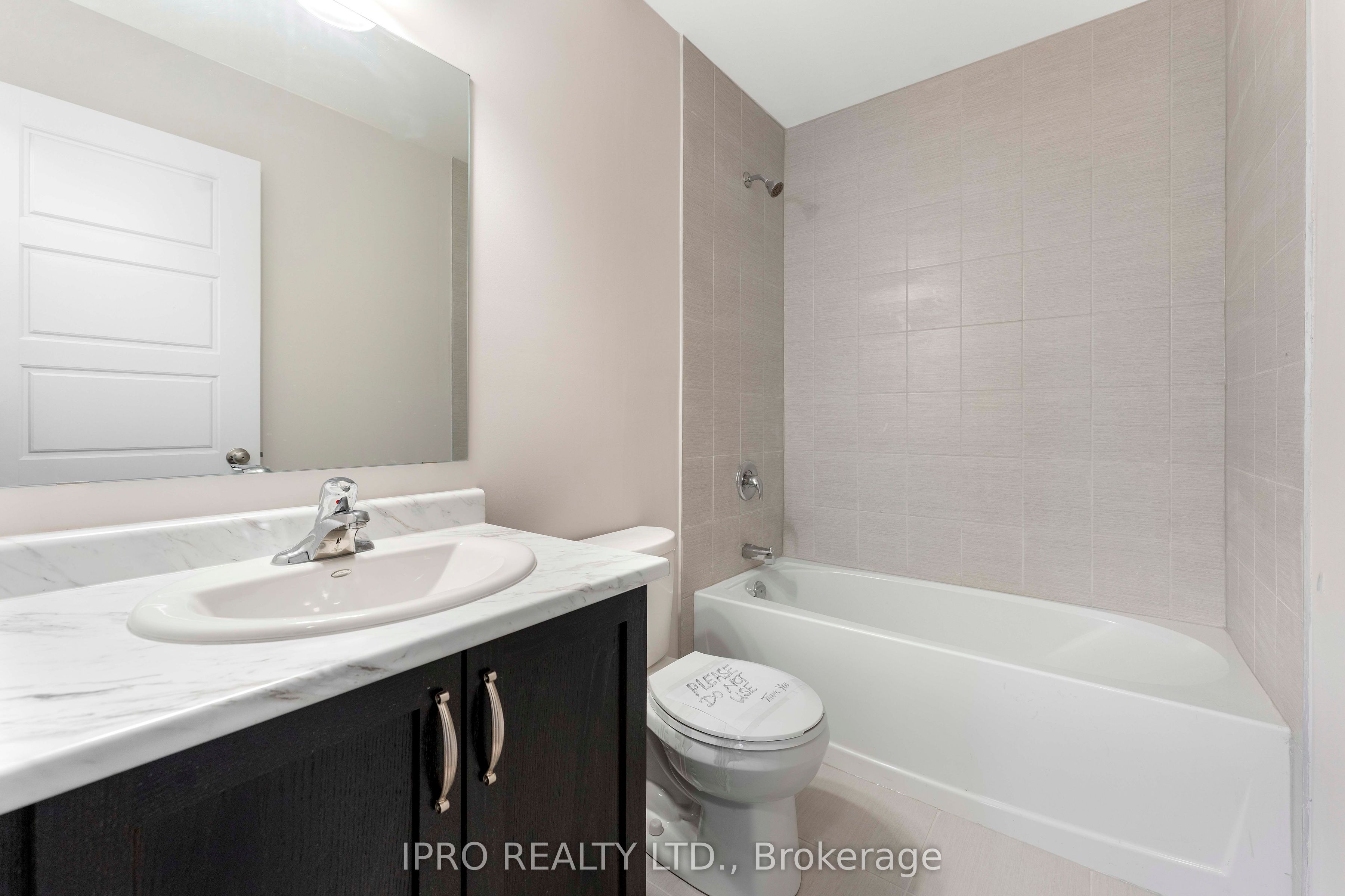 677 Park Road N 133 Property Photo 33