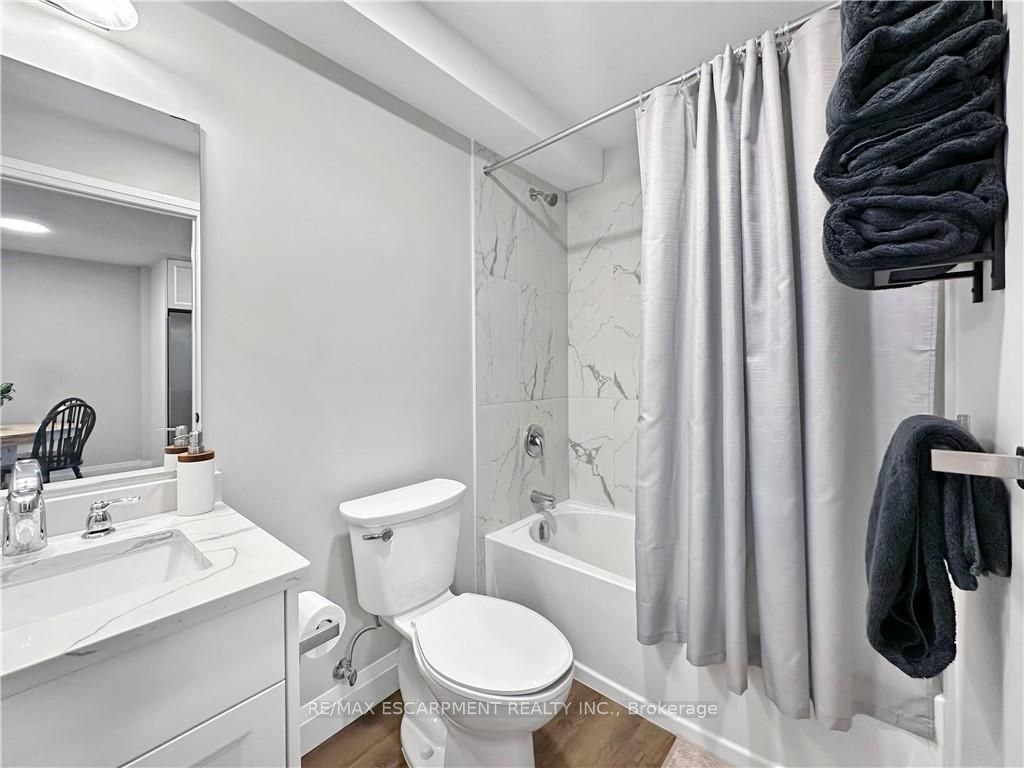 64 Main Street N 309 Property Photo 18