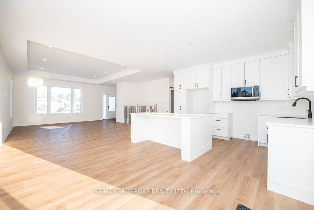 52 Wilson Avenue Property Photo 9