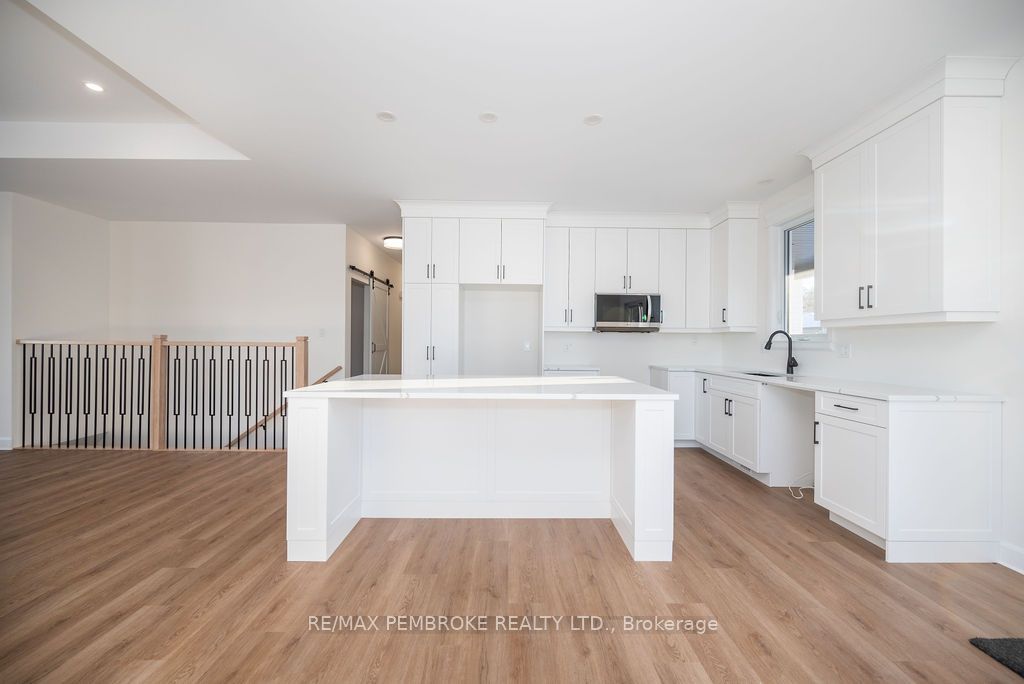 52 Wilson Avenue Property Photo 16