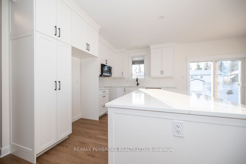 52 Wilson Avenue Property Photo 17