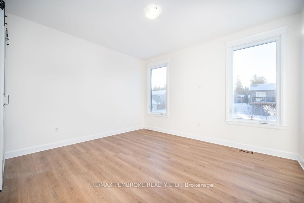52 Wilson Avenue Property Photo 26