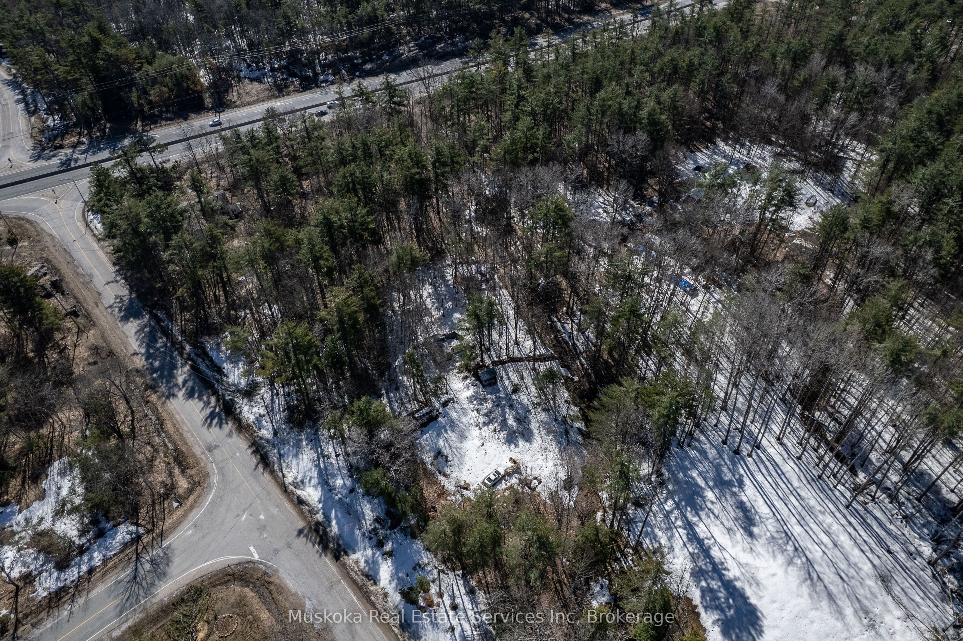 1023 Sparrow Lake Route Property Photo 18