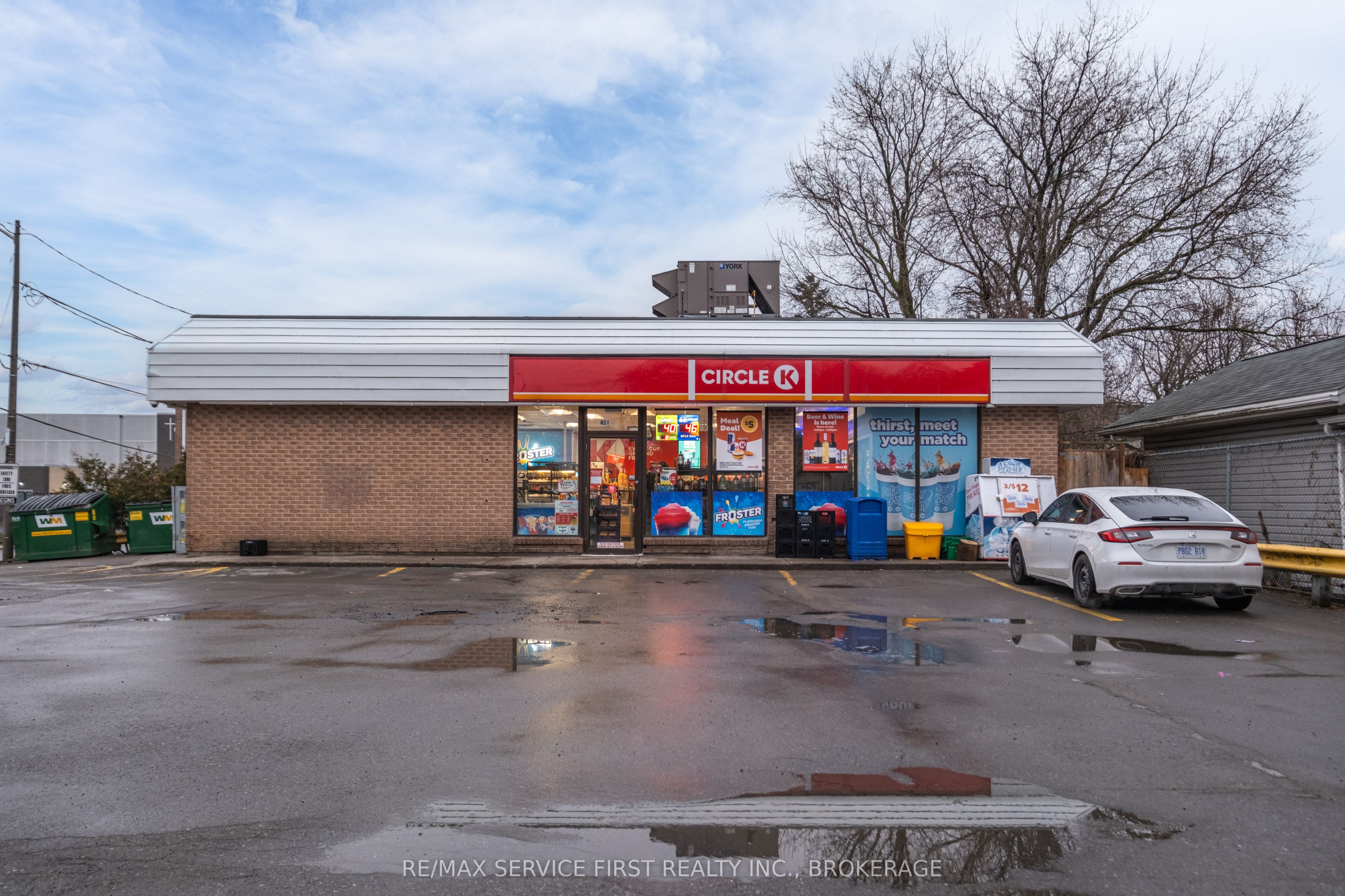 451 Division Street Property Photo 1