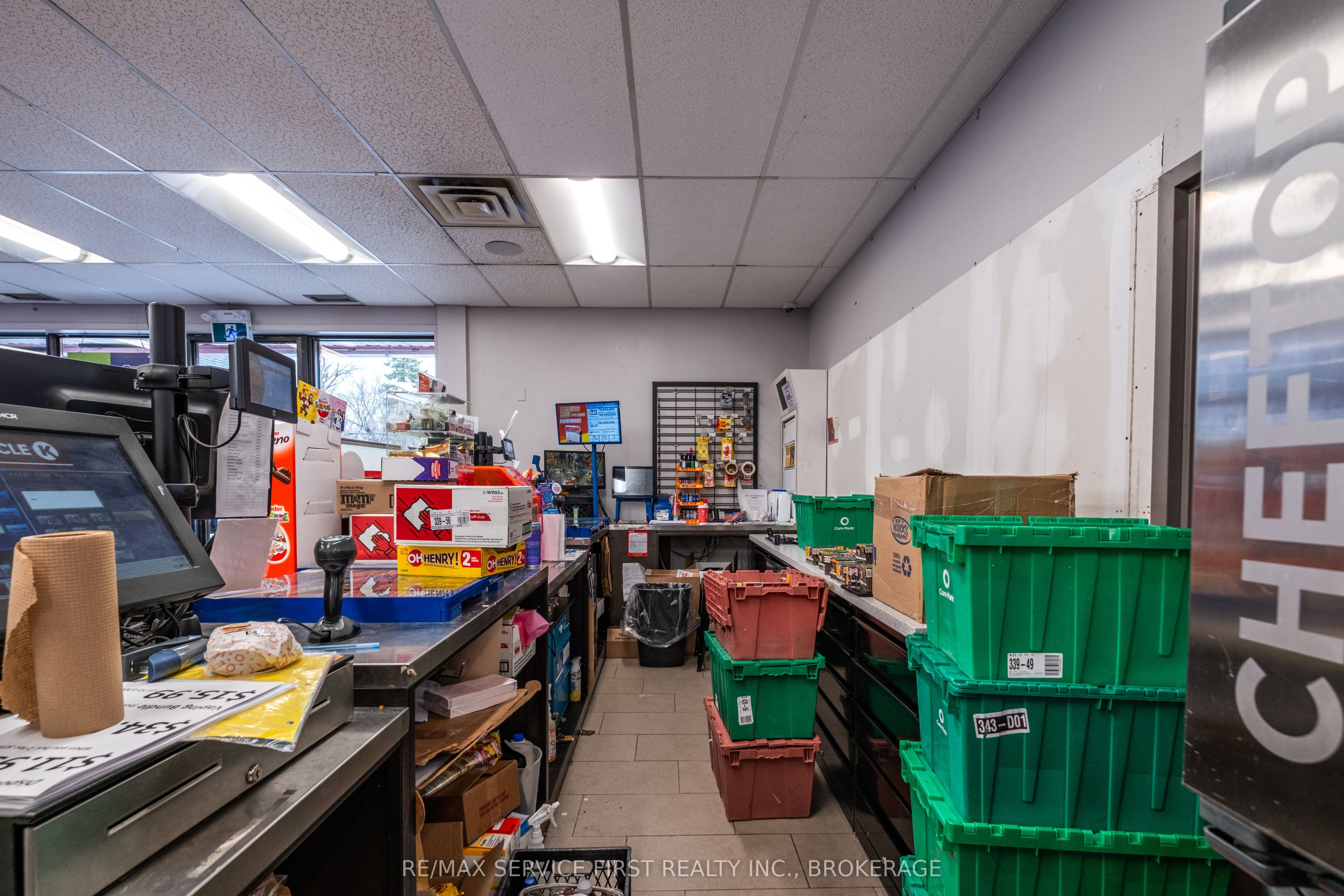 451 Division Street Property Photo 13