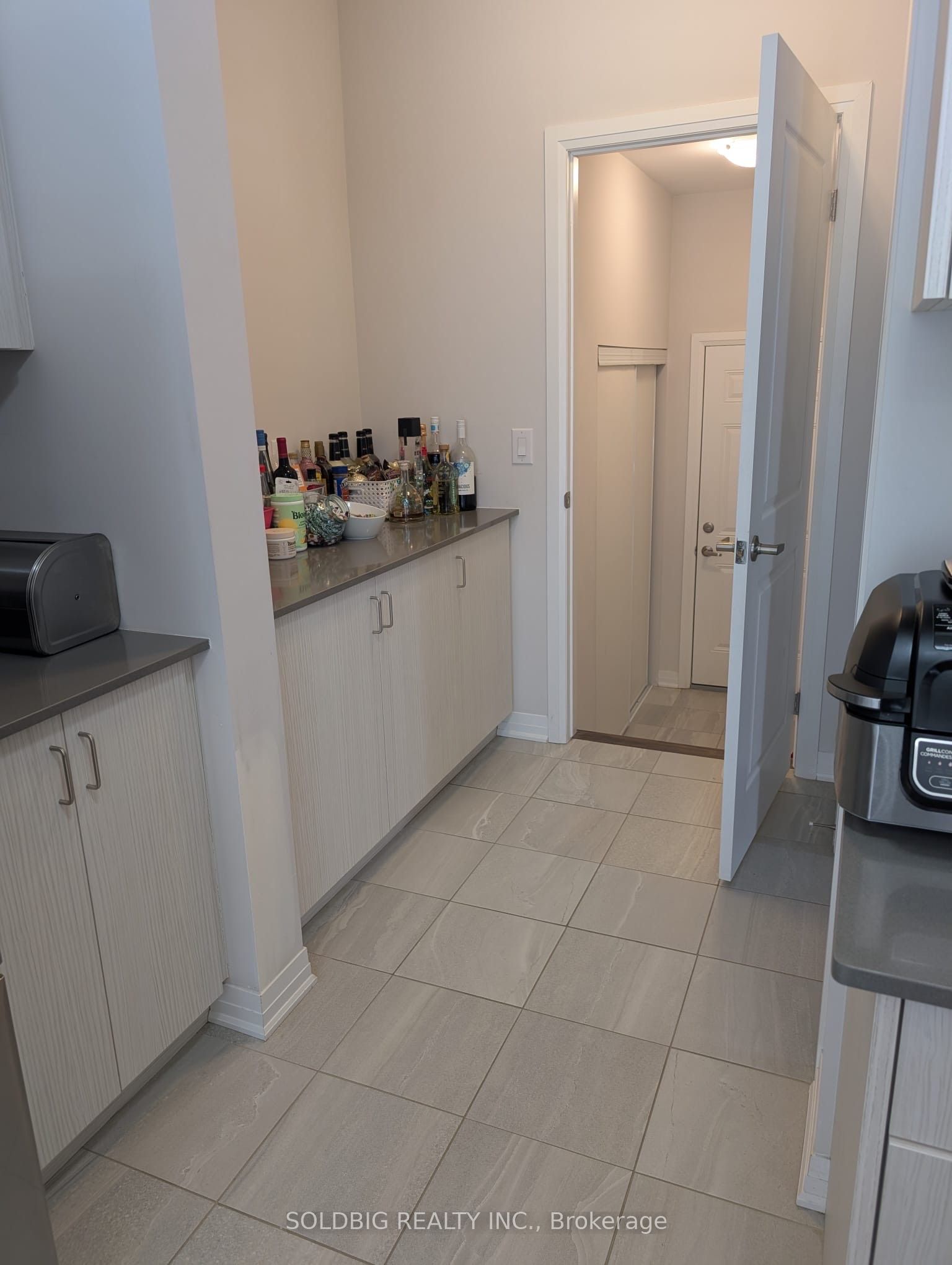 50 Prince Philip Boulevard Property Photo 12