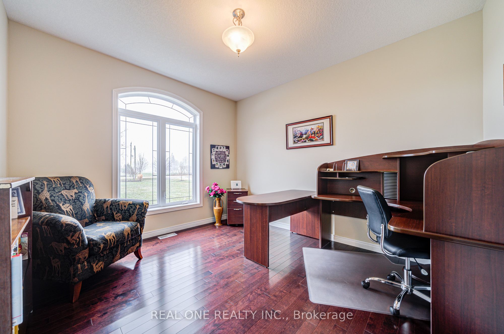 492 Scenic Drive Property Photo 9