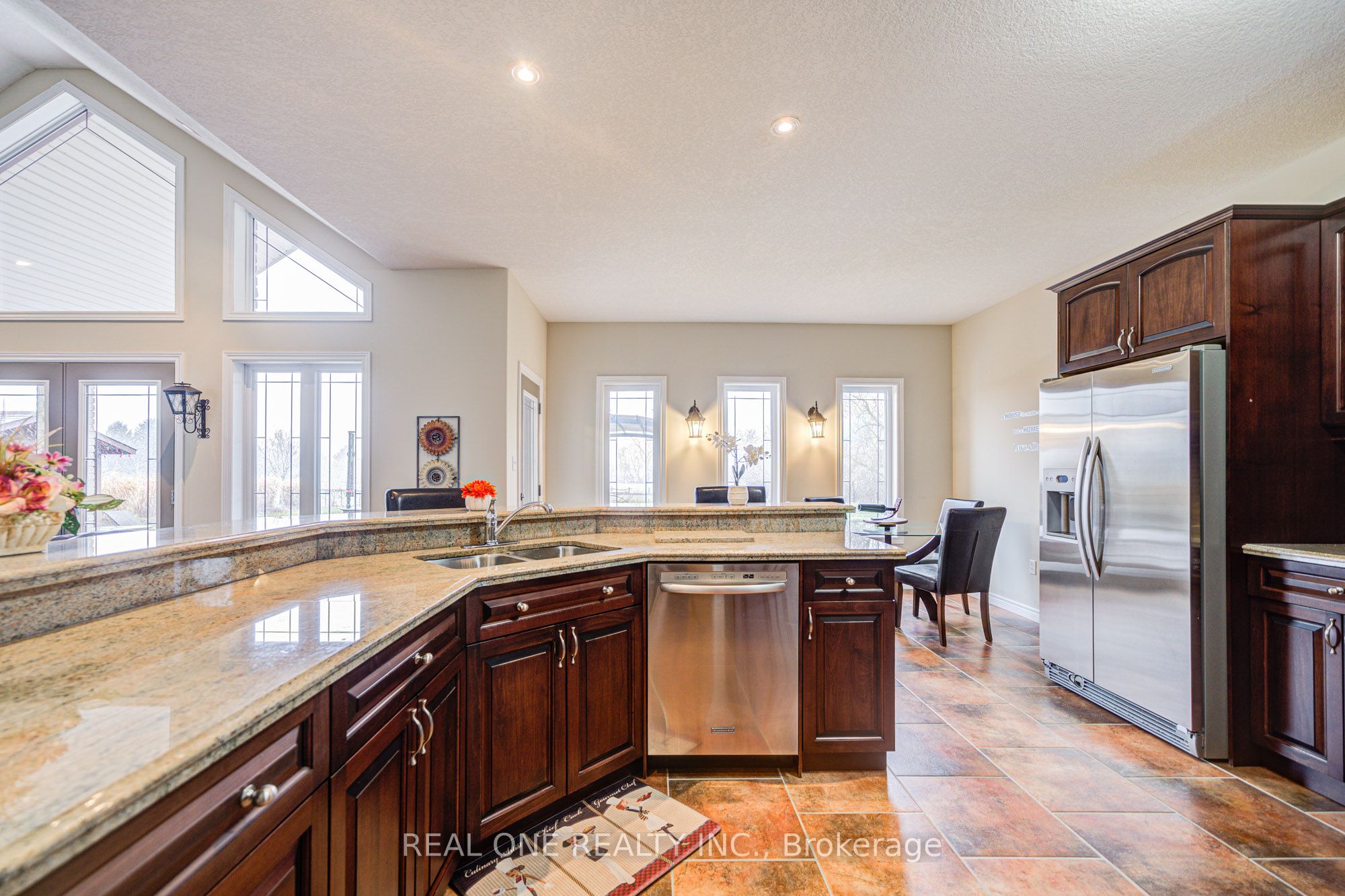 492 Scenic Drive Property Photo 16