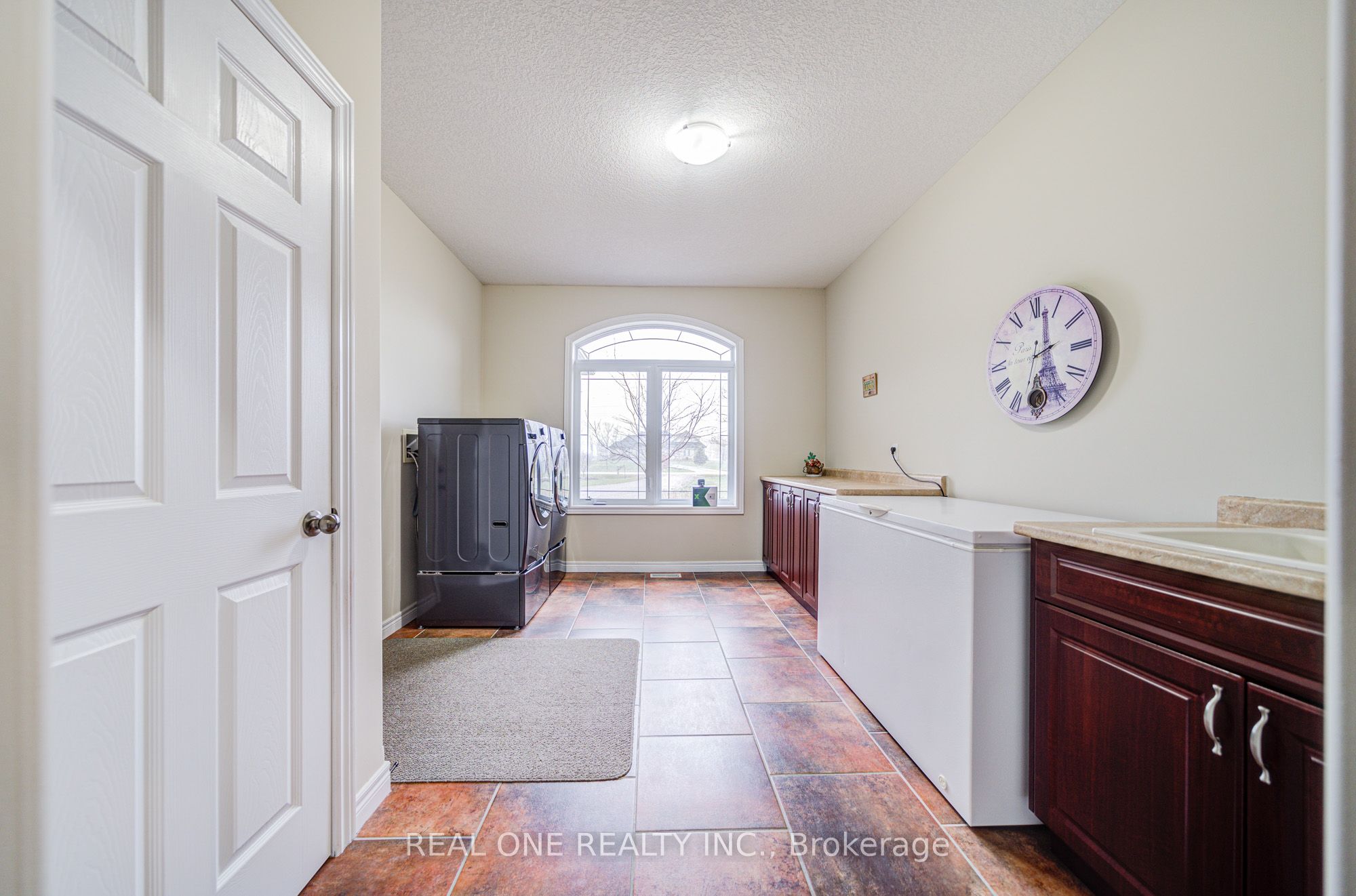 492 Scenic Drive Property Photo 24