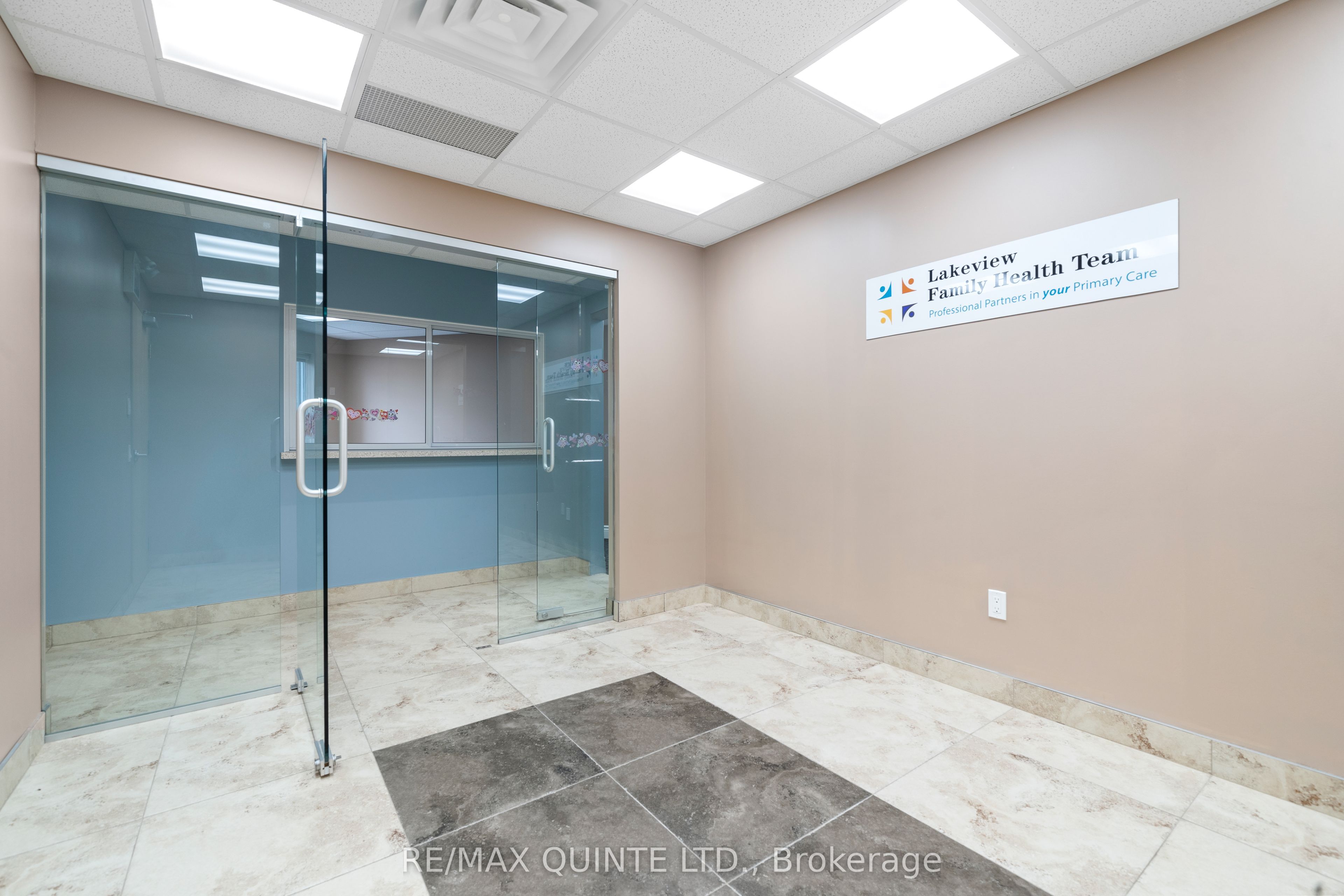 #201 - 30 King Street Property Photo 1