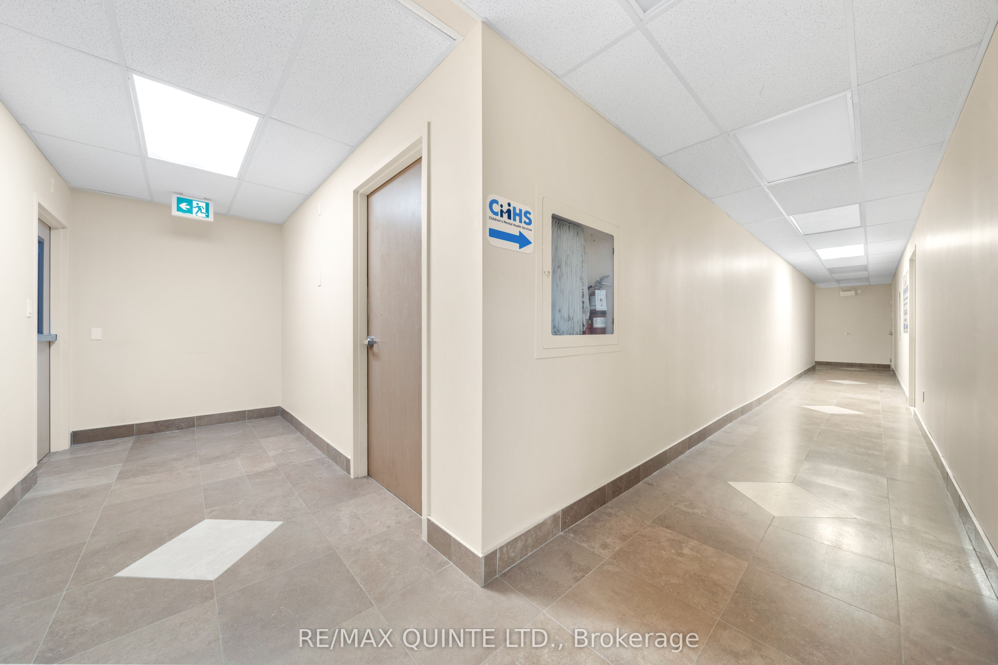 #201 - 30 King Street Property Photo 2