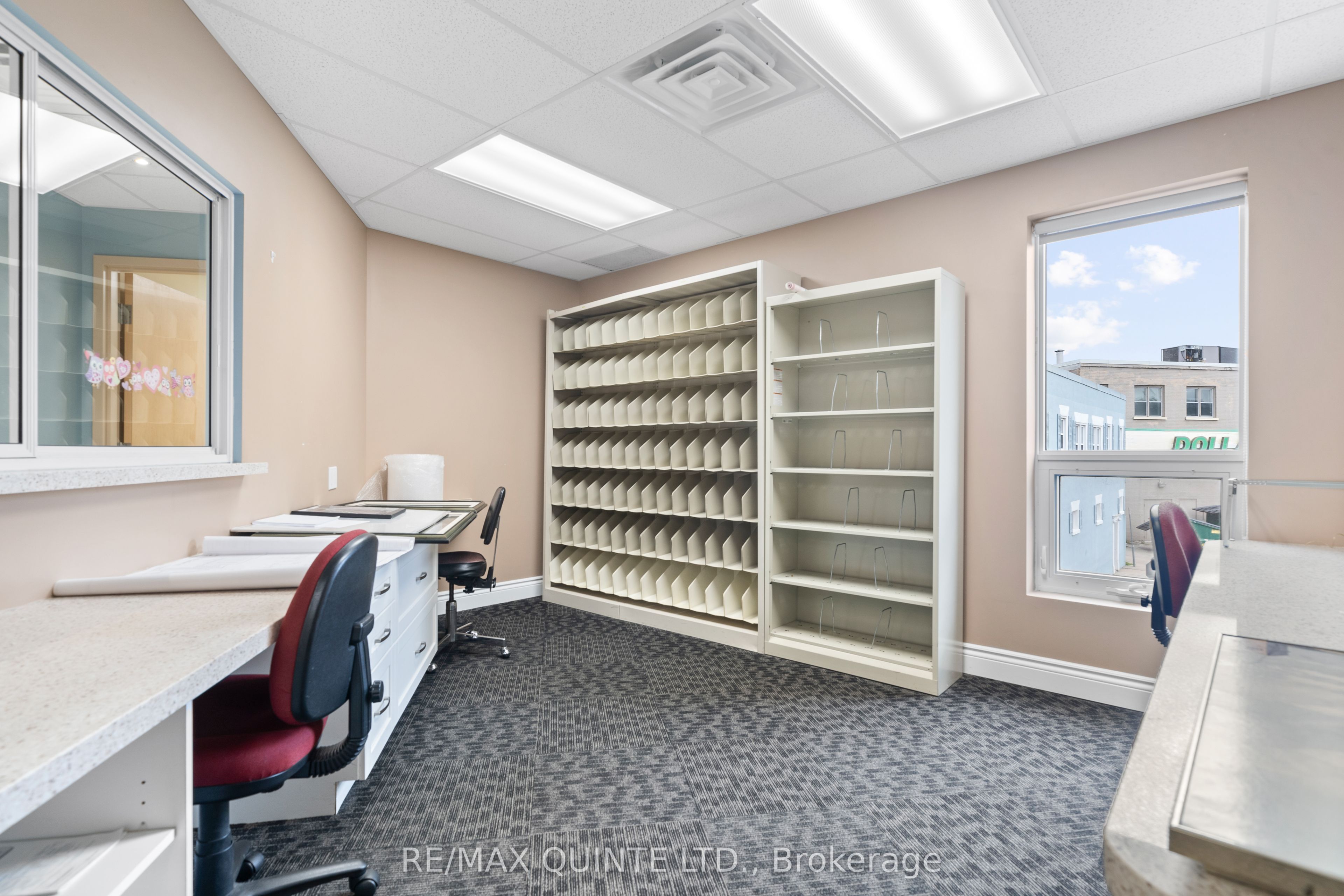 #201 - 30 King Street Property Photo 17