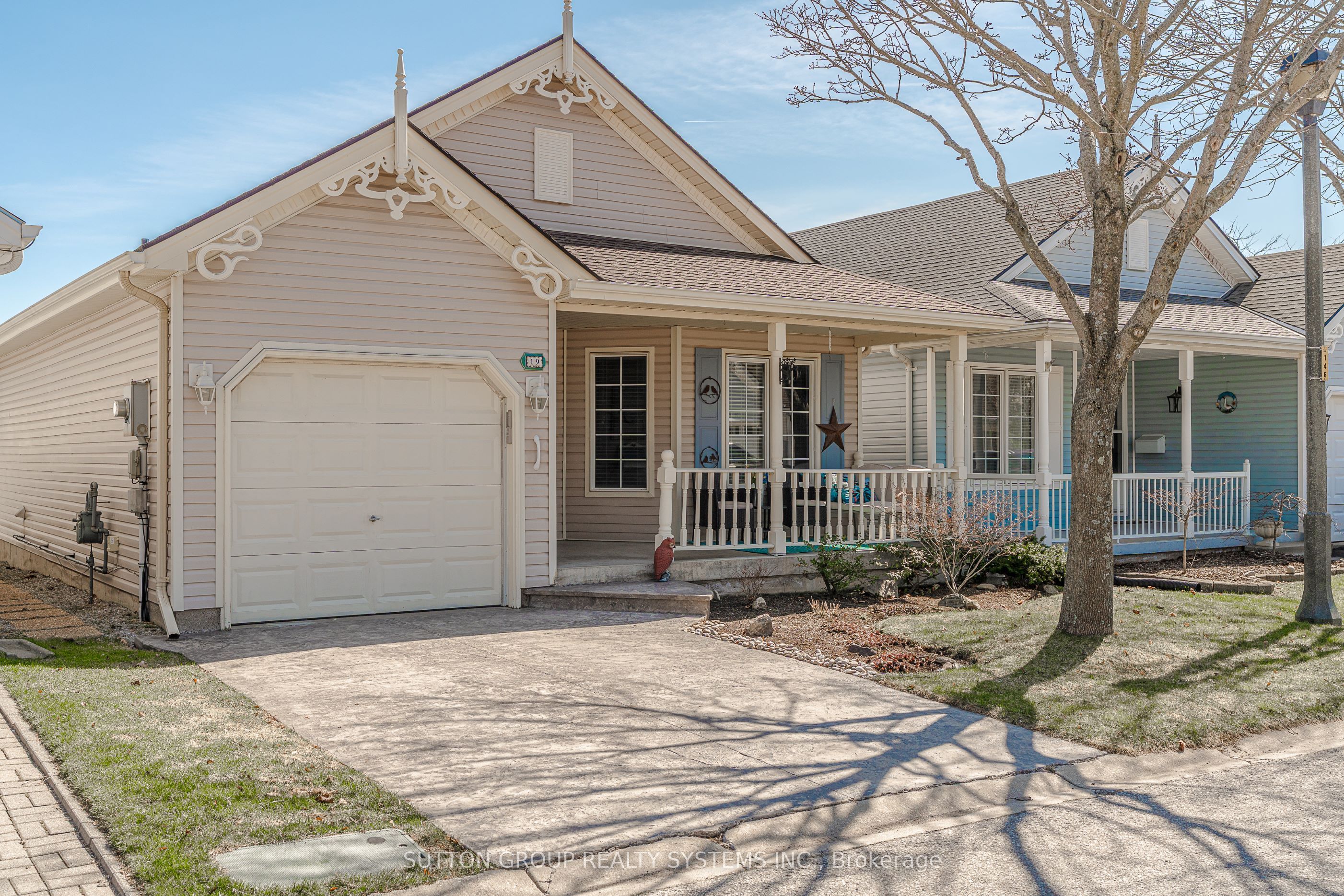 19 Aspen Lane Property Photo 1