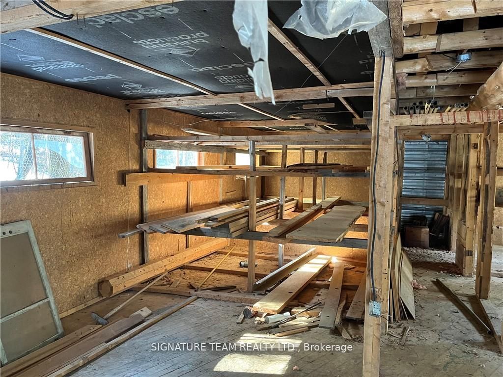 122 Western Drive Property Photo 16