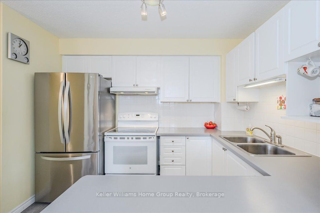 93 Westwood Road 403 Property Photo 20