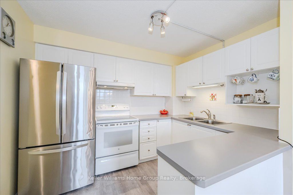 93 Westwood Road 403 Property Photo 21