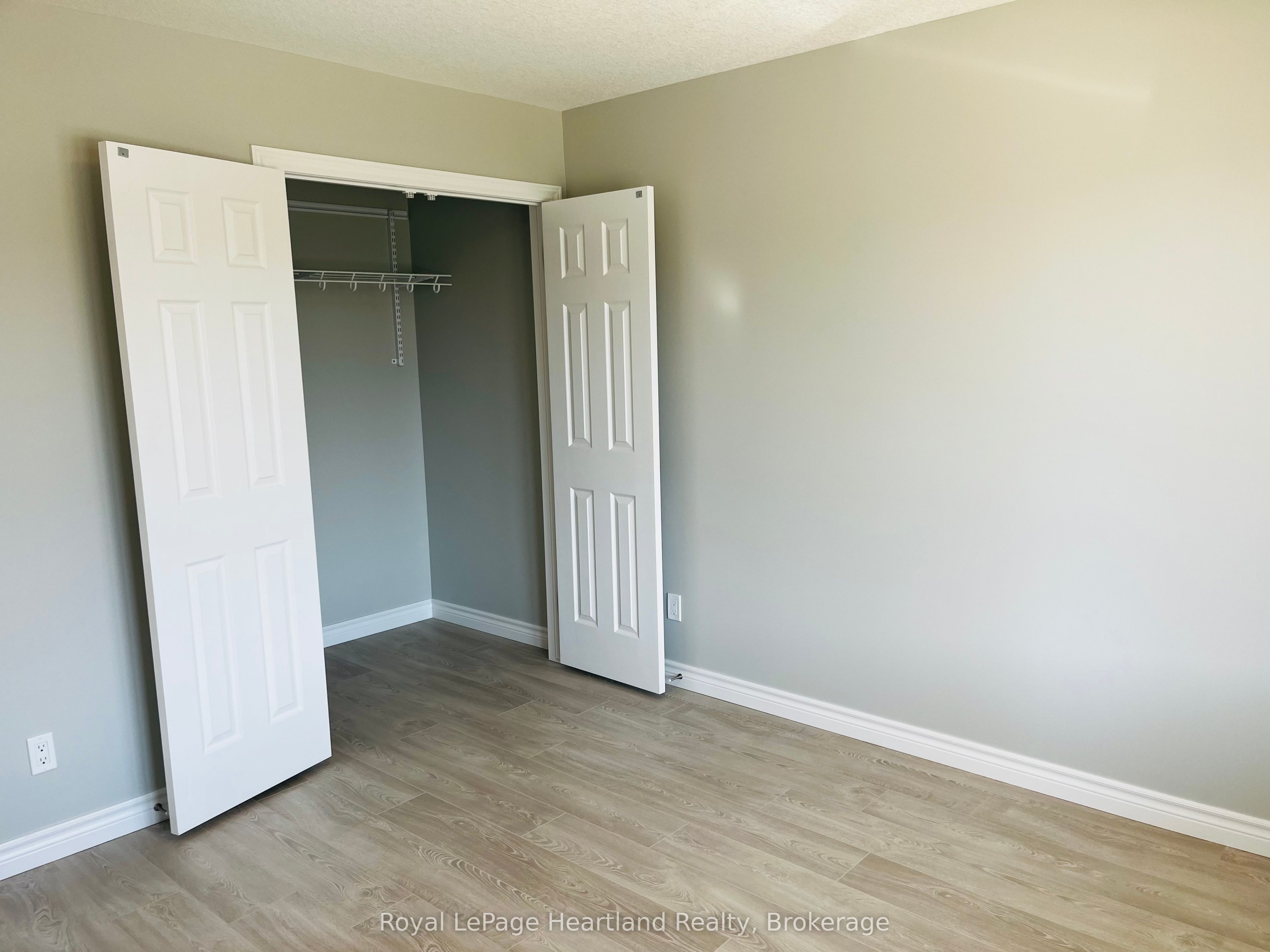 11 Bluffs View Boulevard Property Photo 15