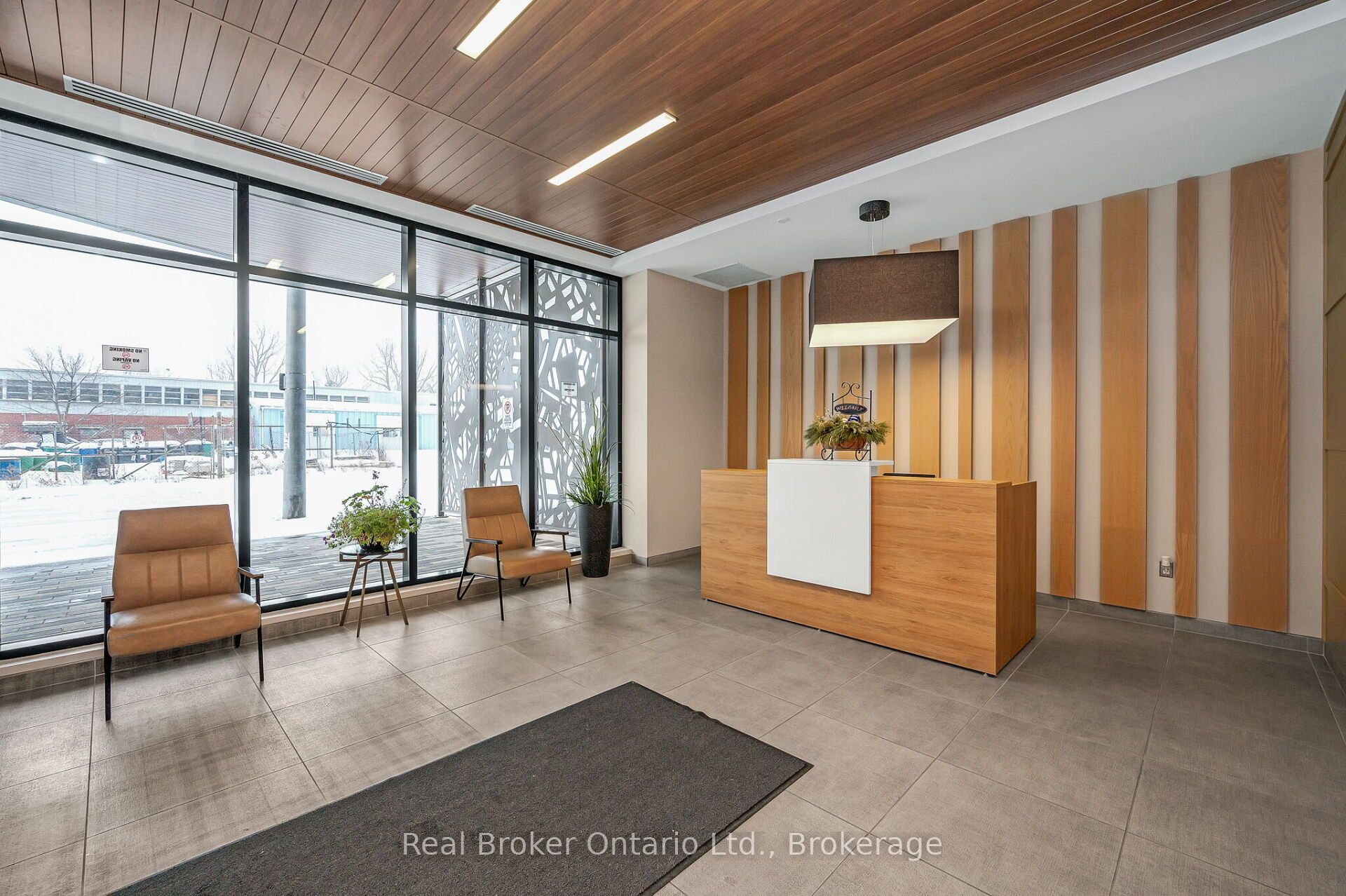 108 Garment Street 904 Property Photo 5