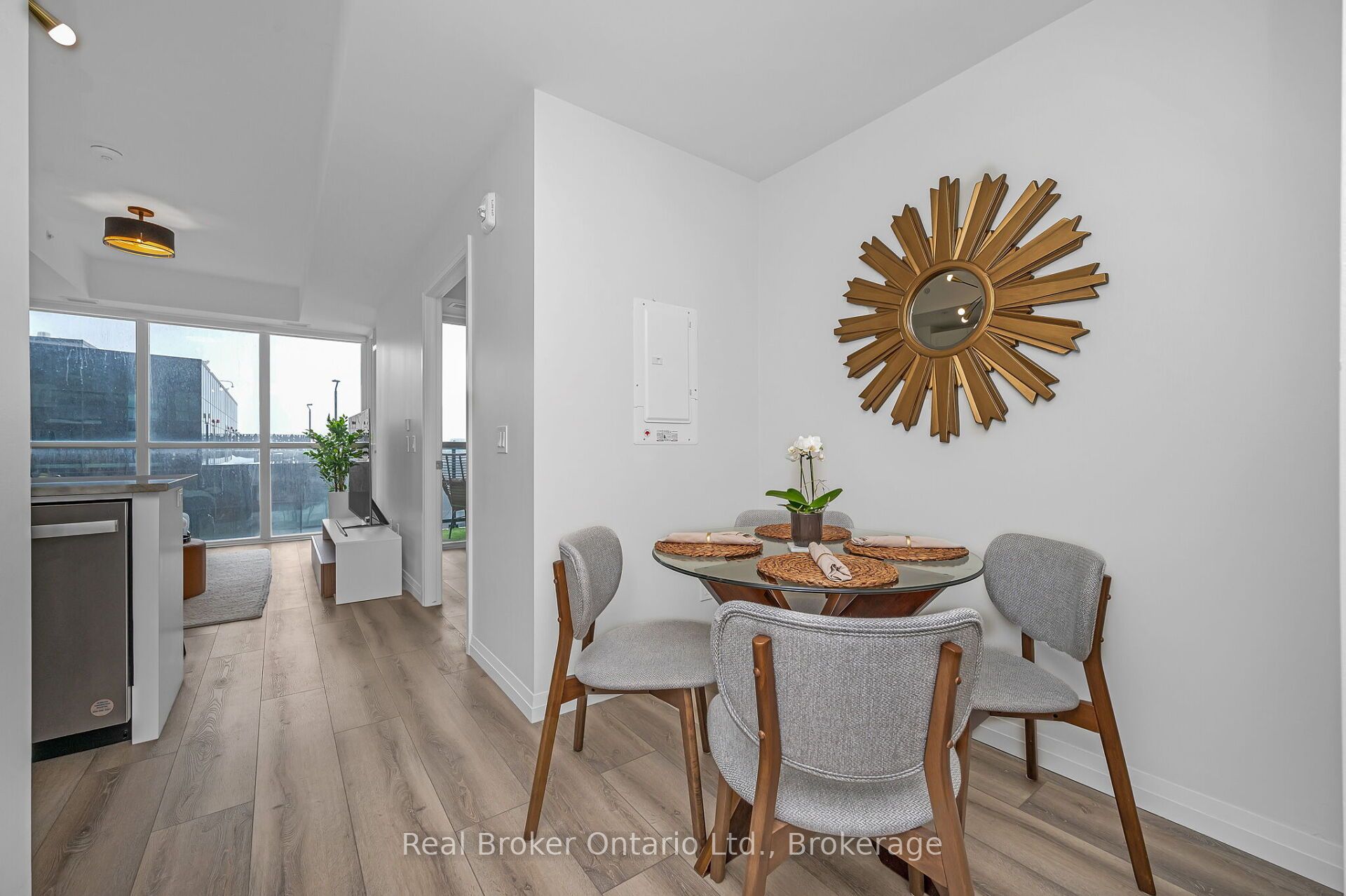 108 Garment Street 904 Property Photo 18