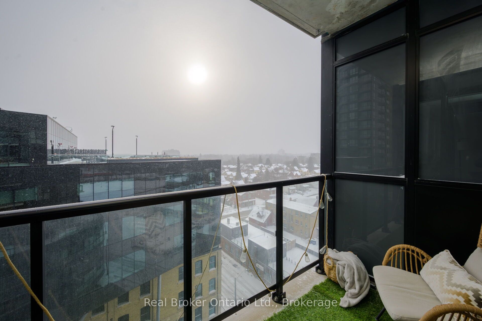 108 Garment Street 904 Property Photo 27