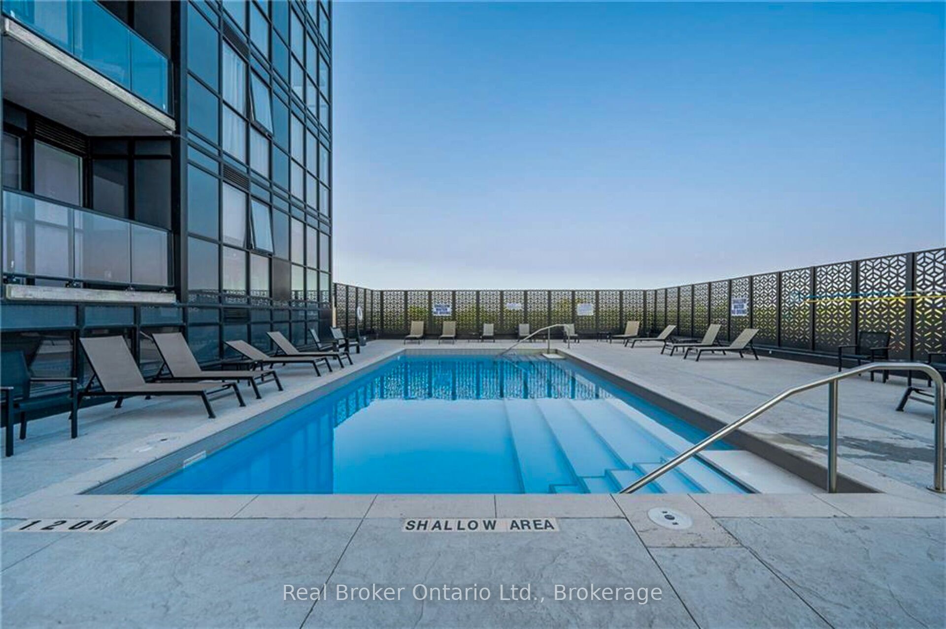 108 Garment Street 904 Property Photo 33