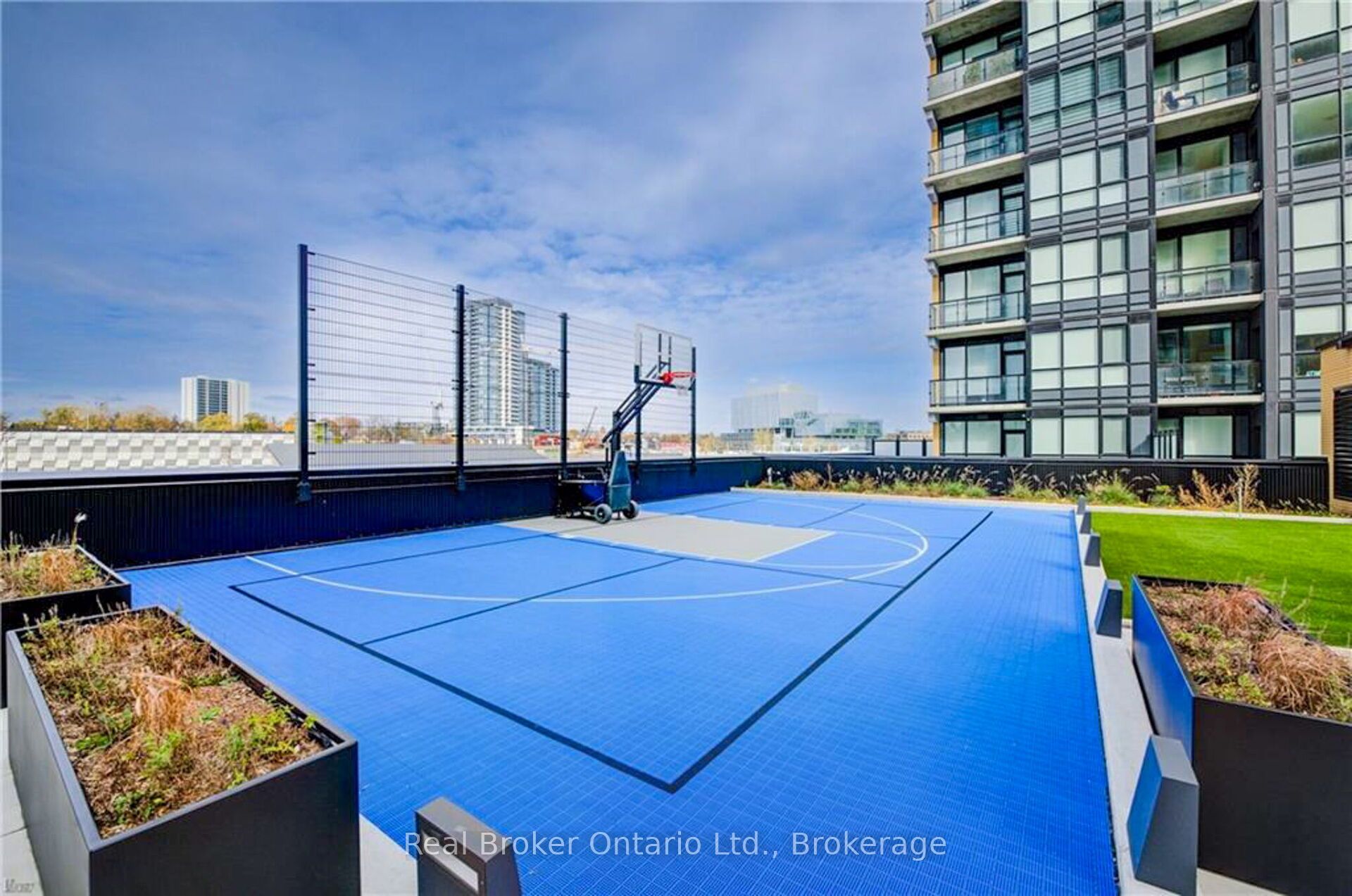 108 Garment Street 904 Property Photo 37