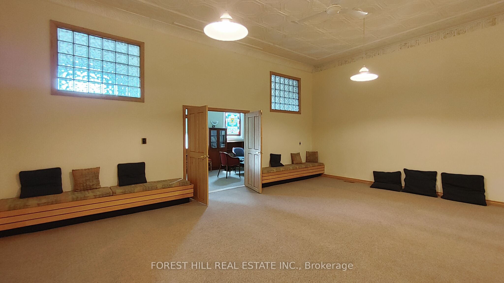 357 Wilmont Ave Property Photo 6