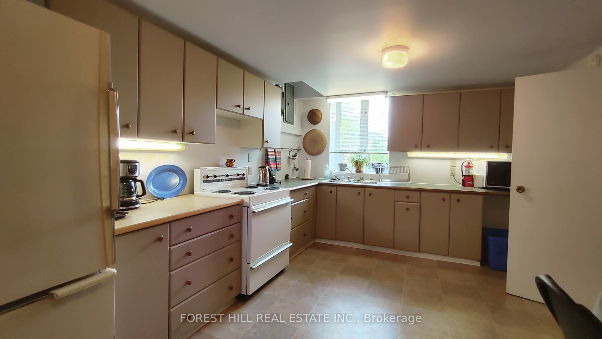 357 Wilmont Ave Property Photo 12