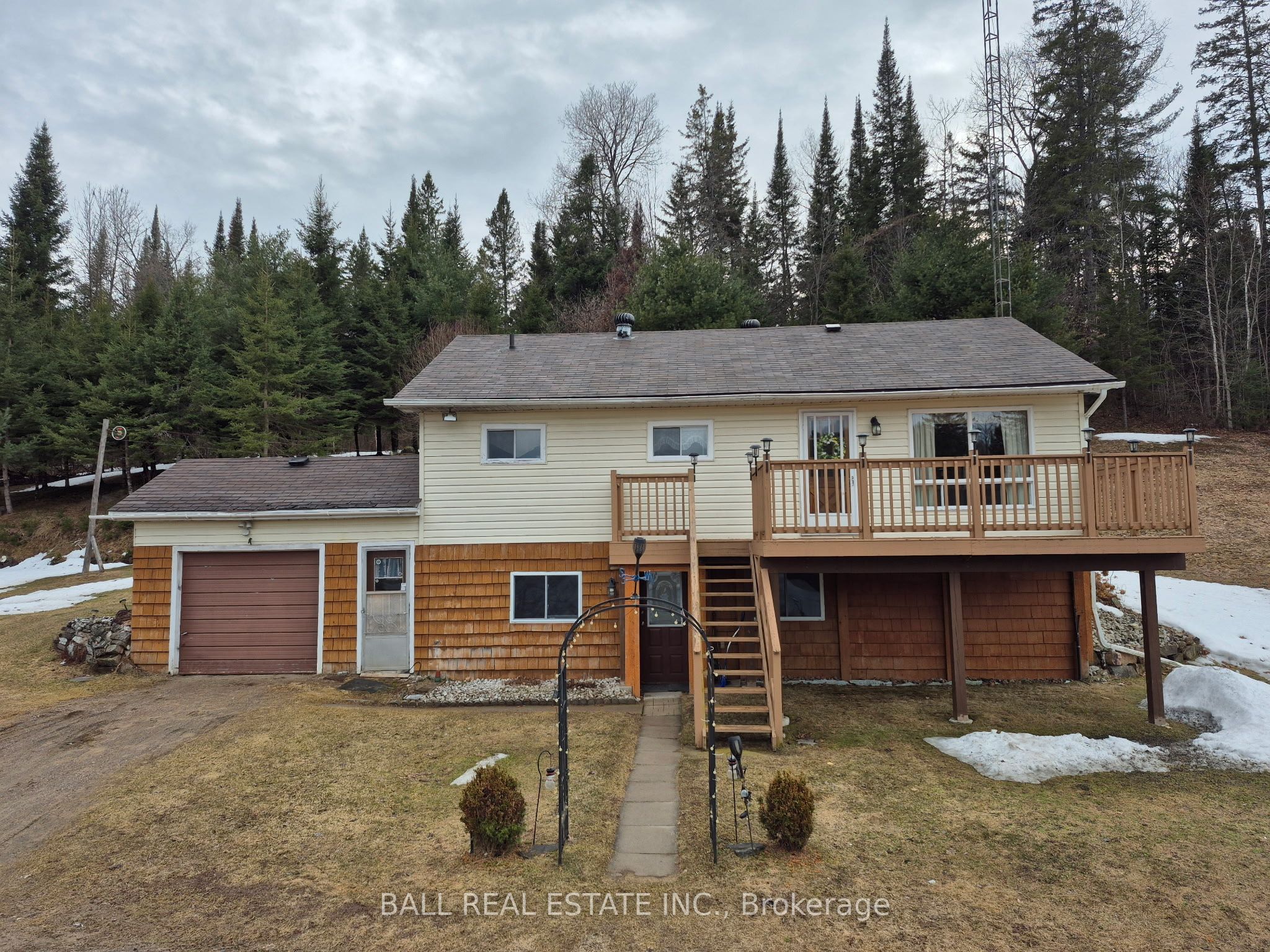 338 Musclow Greenview Road Property Photo