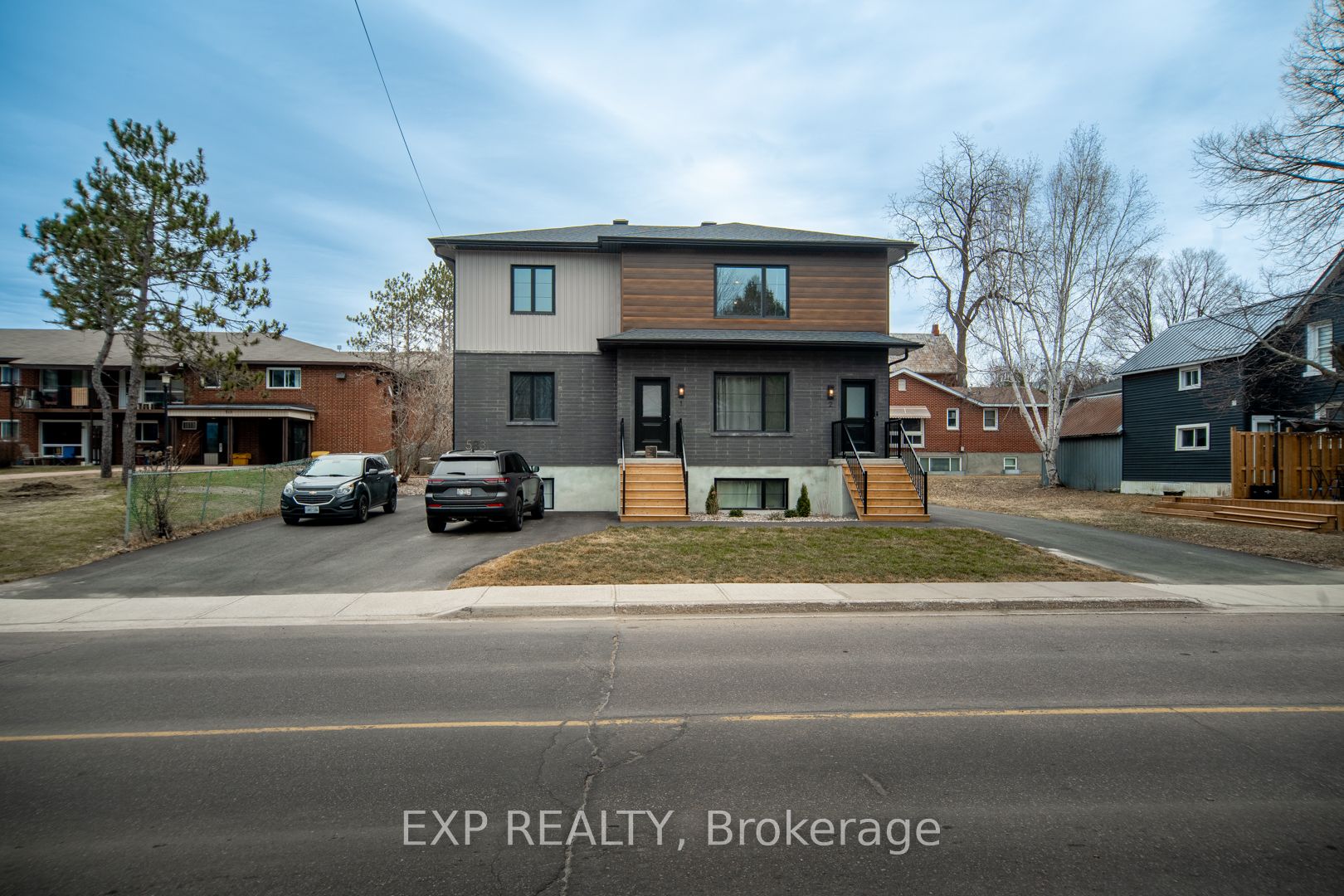 587 River Rd Property Photo 2