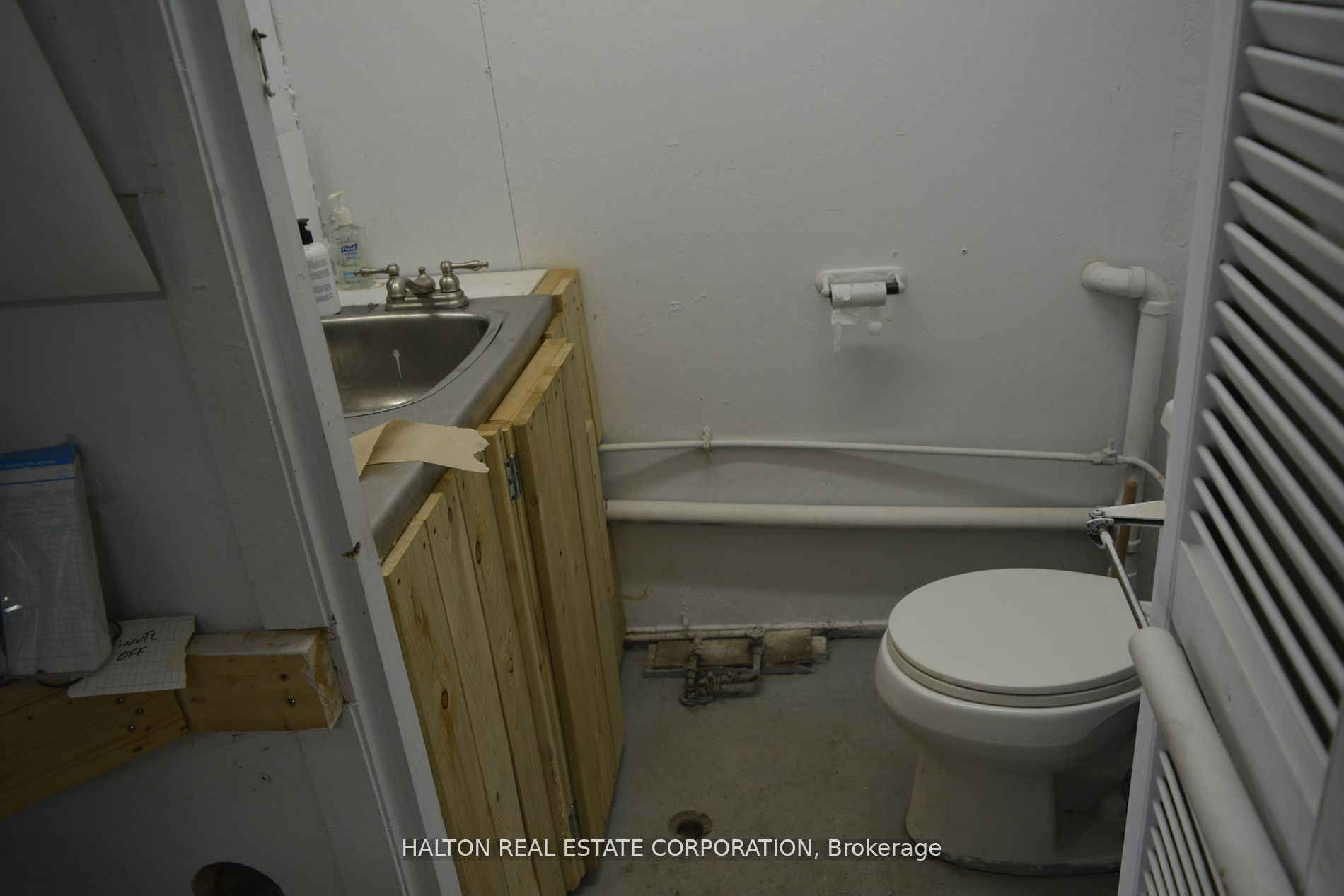 1349 Highway 56 Property Photo 7