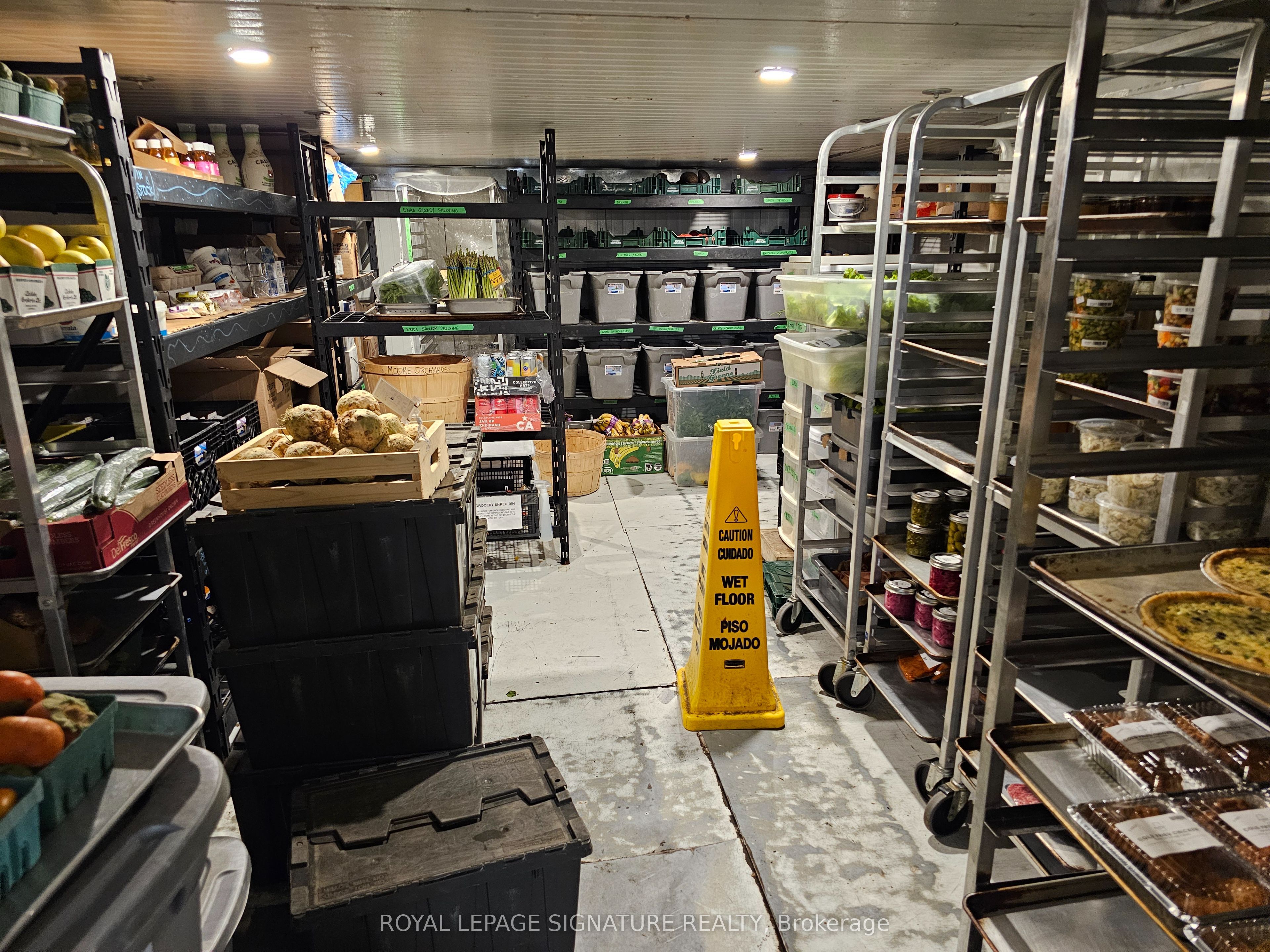 39 King Street Property Photo 21