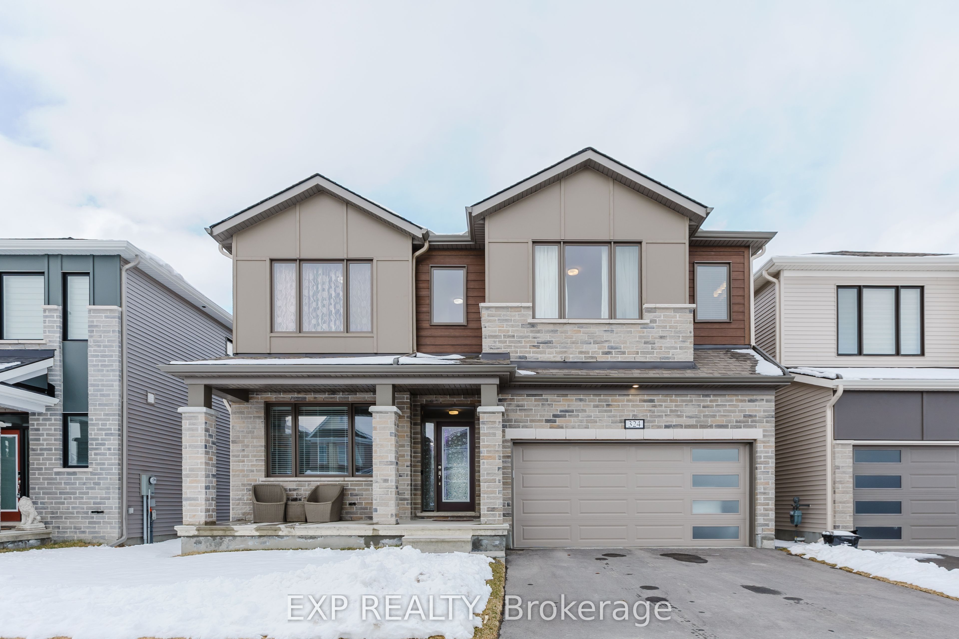 324 Meynell Road Property Photo