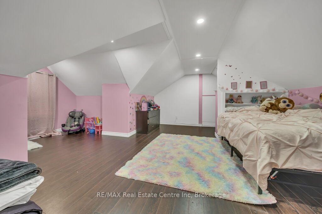26 Brock Road Property Photo 14