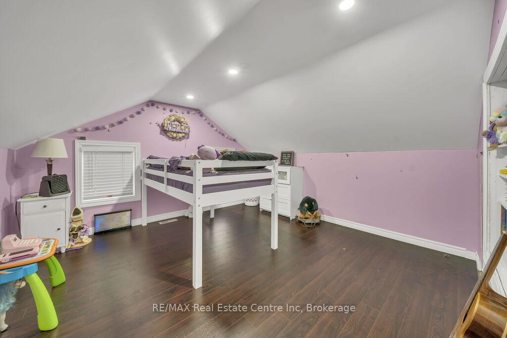 26 Brock Road Property Photo 15