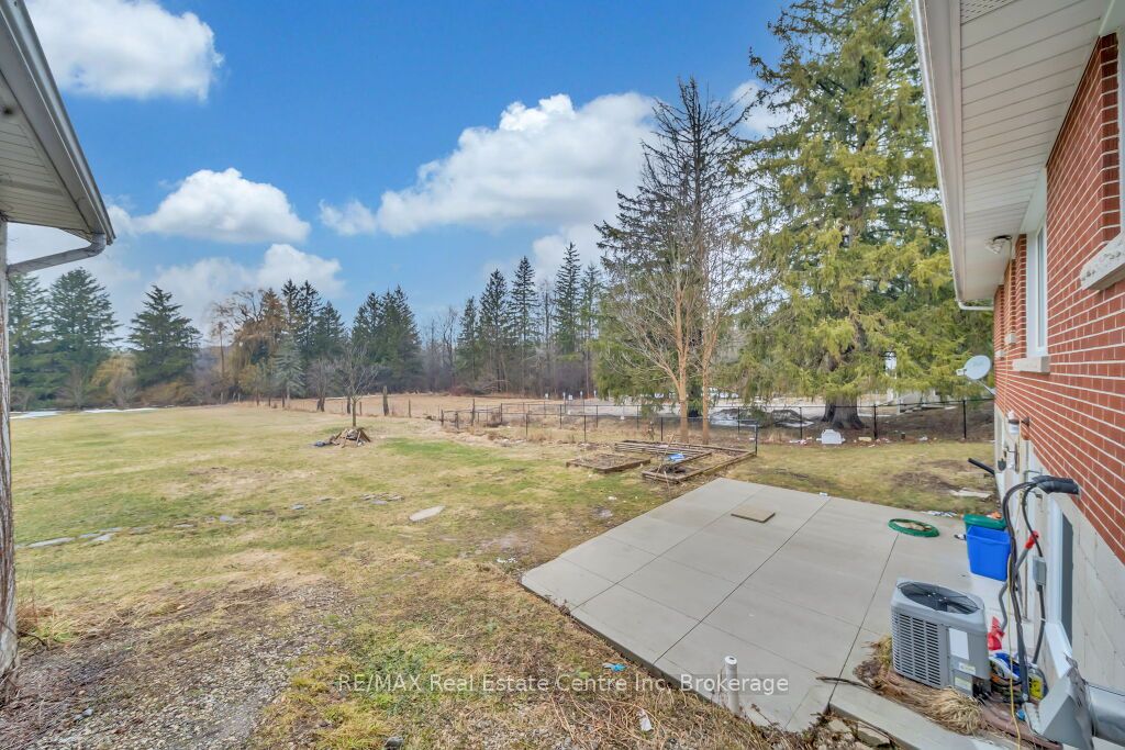 26 Brock Road Property Photo 20