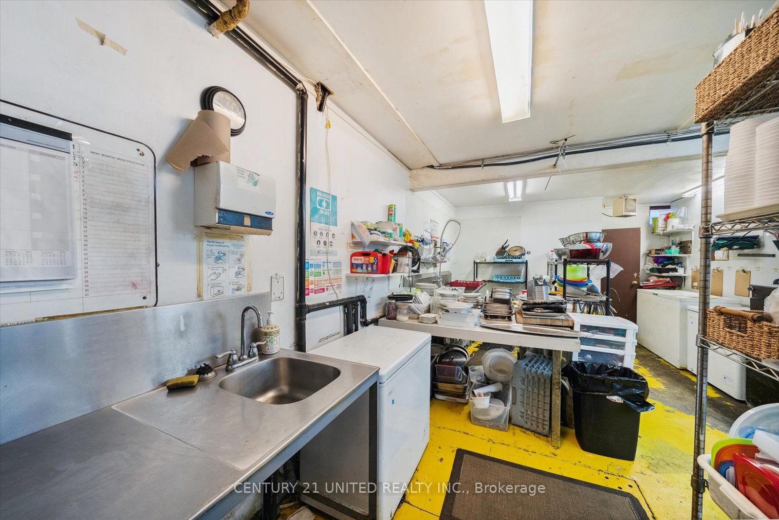 220 Hunter St E Property Photo 22